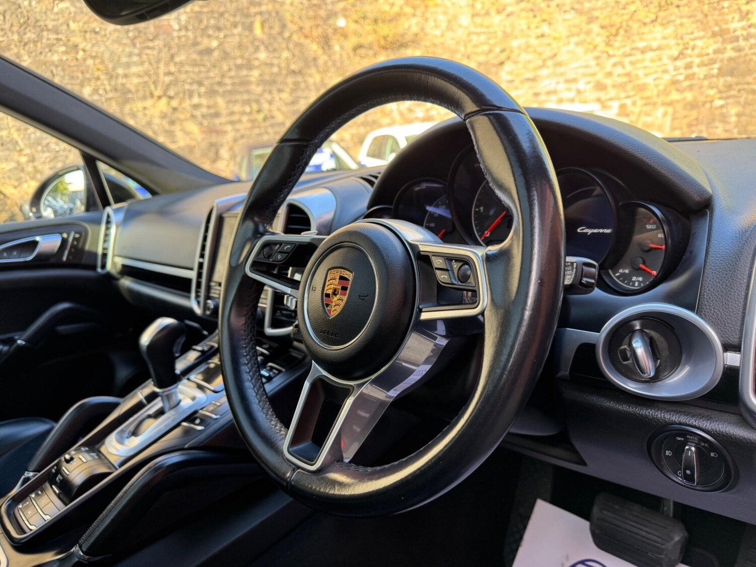 Used Porsche Cayenne for sale - 77925071: Photo 25