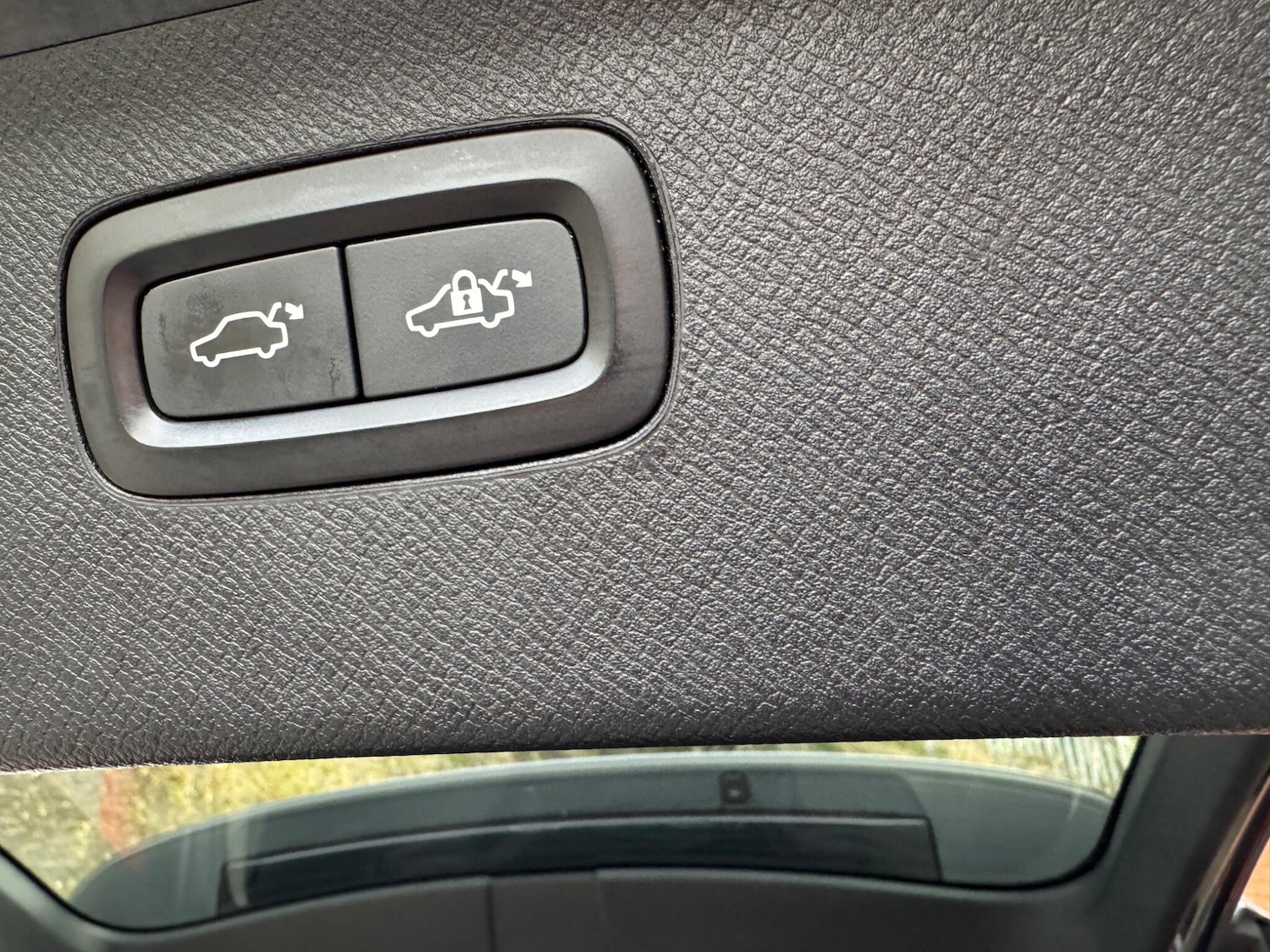 Used Volvo XC90 2015 for sale - 77305948: Photo 33