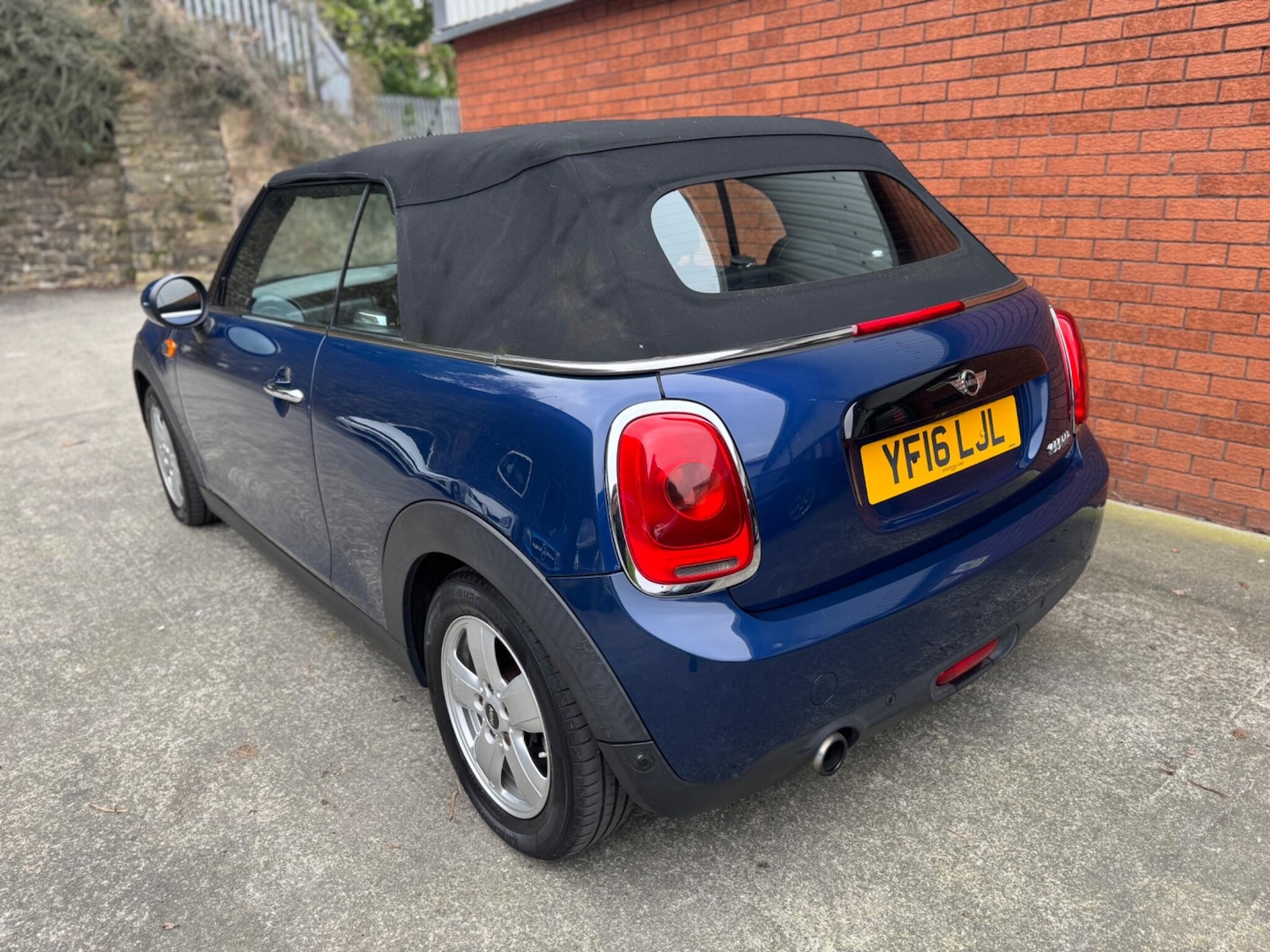 Used MINI Convertible for sale - 77424779: Photo 11