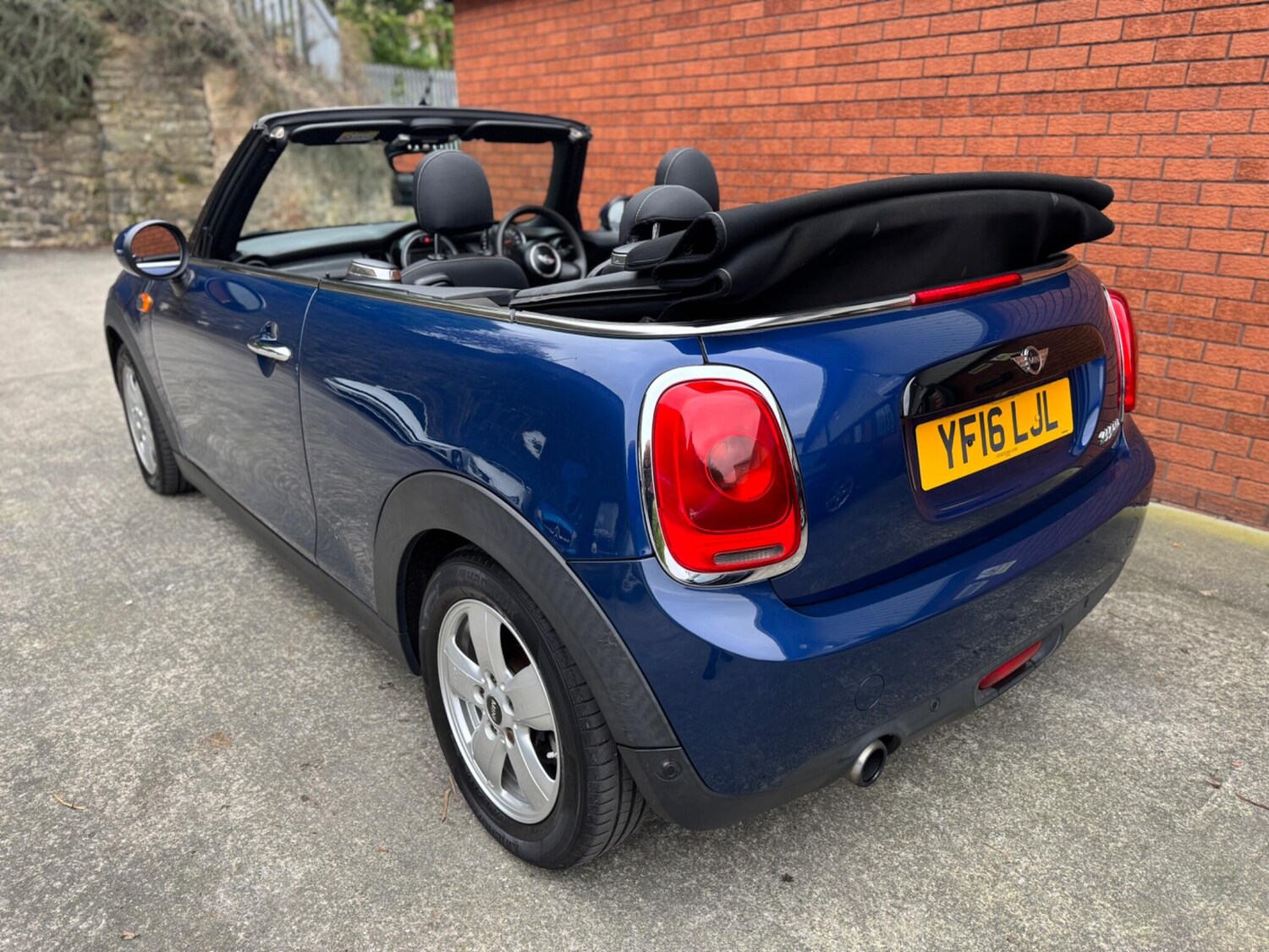Used MINI Convertible for sale - 77424779: Photo 6