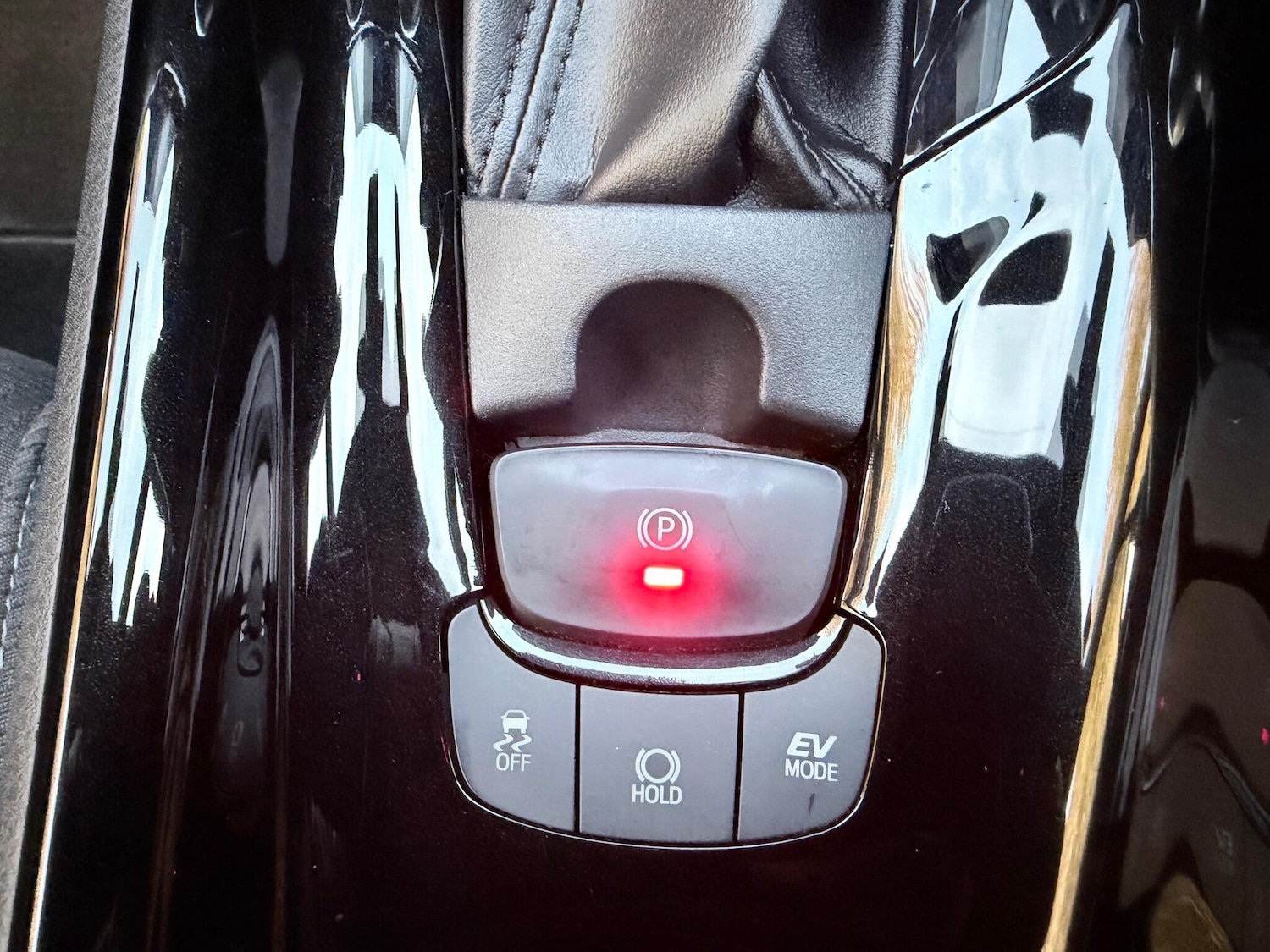 Used Toyota C-HR for sale - 76991810: Photo 36