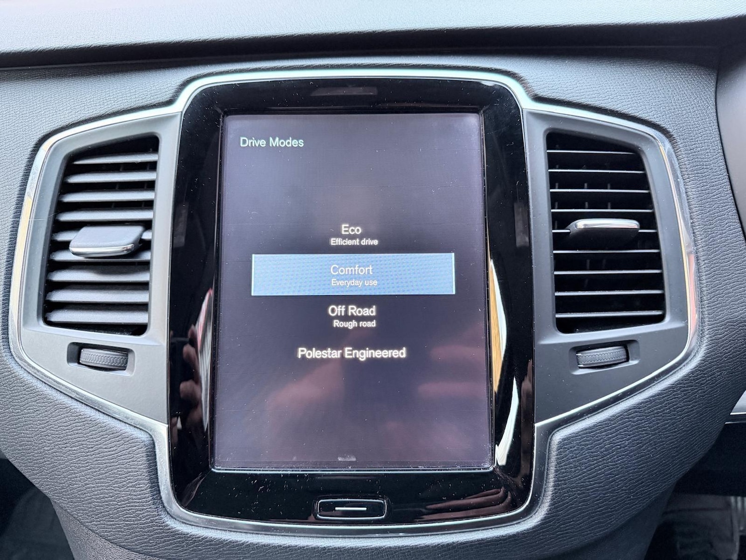 Used Volvo XC90 2017 for sale - 76989681: Photo 35