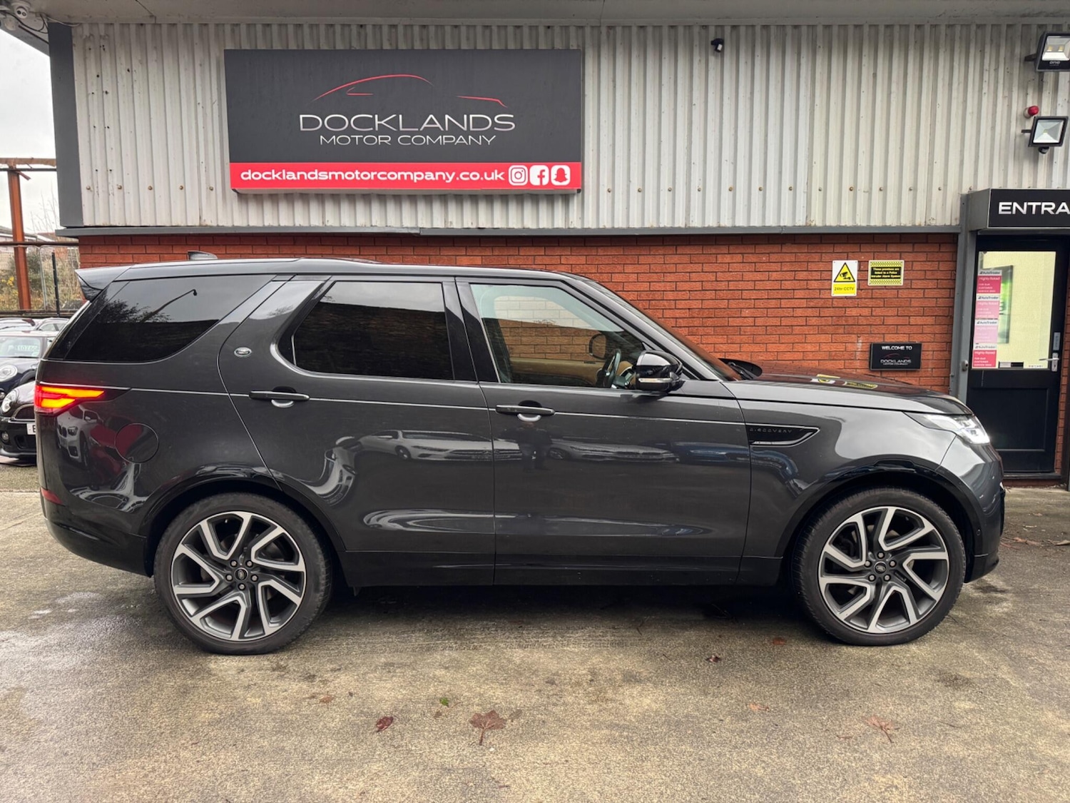 Used Land Rover Discovery for sale - 76994845: Photo 6