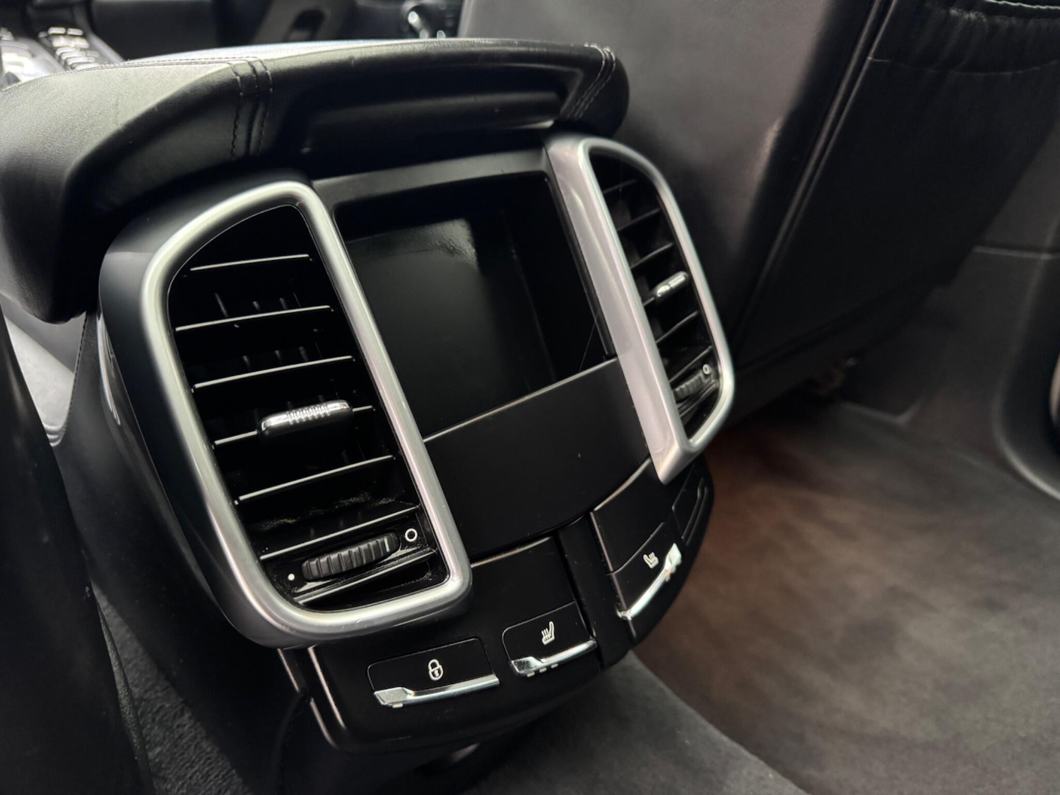 Used Porsche Cayenne 2016 for sale - 77330967: Photo 20