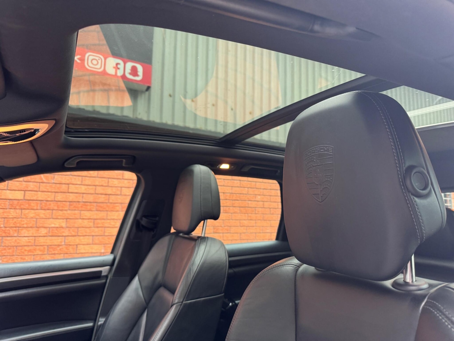 Used Porsche Cayenne 2016 for sale - 77330967: Photo 24