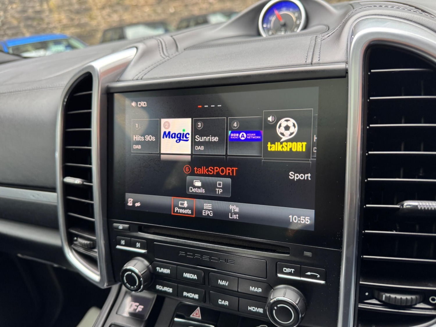 Used Porsche Cayenne 2016 for sale - 77330967: Photo 29