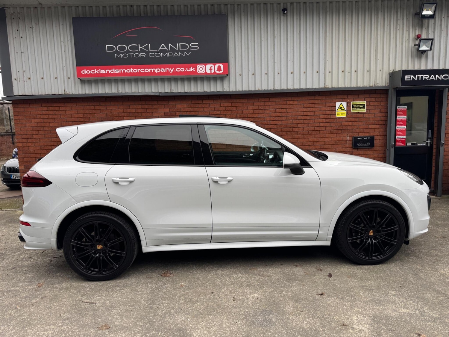 Used Porsche Cayenne 2016 for sale - 77330967: Photo 6