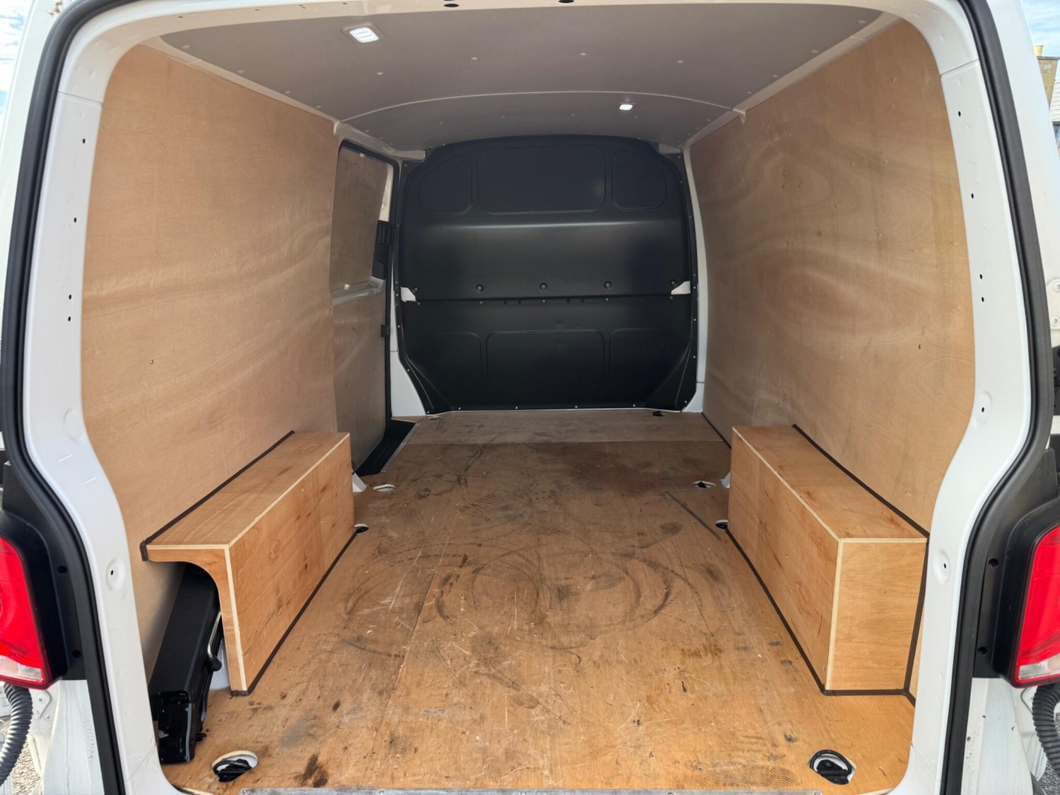 Used Volkswagen Transporter 2024 for sale - 77097534: Photo 10