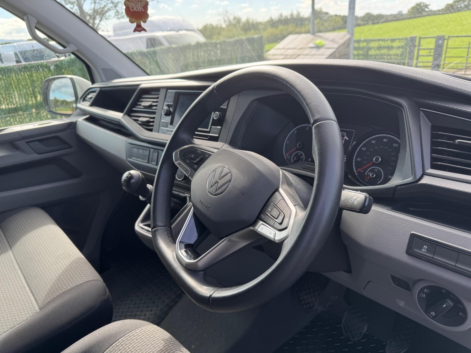 Used Volkswagen Transporter 2024 for sale - 77097534: Photo 18