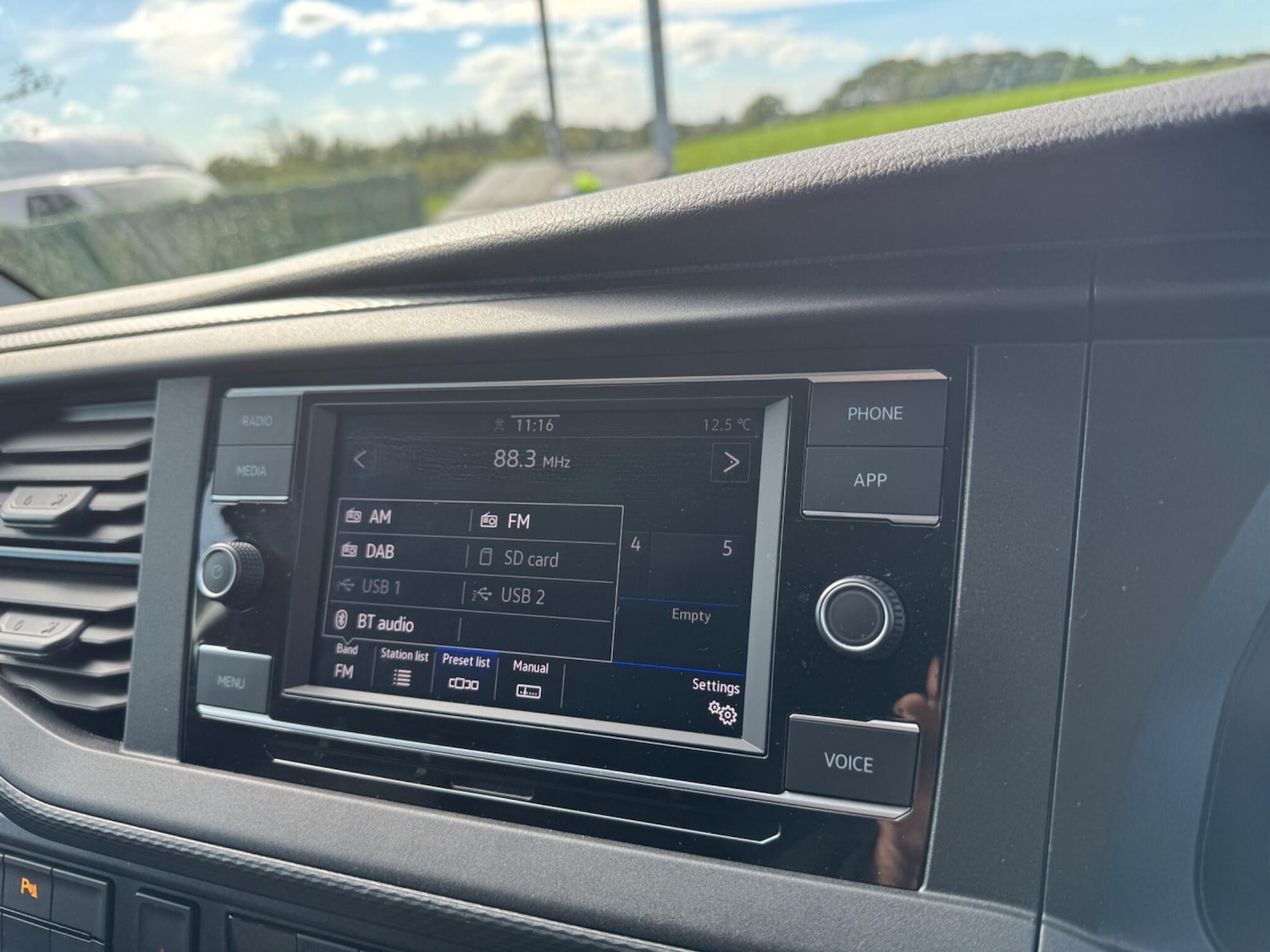 Used Volkswagen Transporter 2024 for sale - 77097534: Photo 21