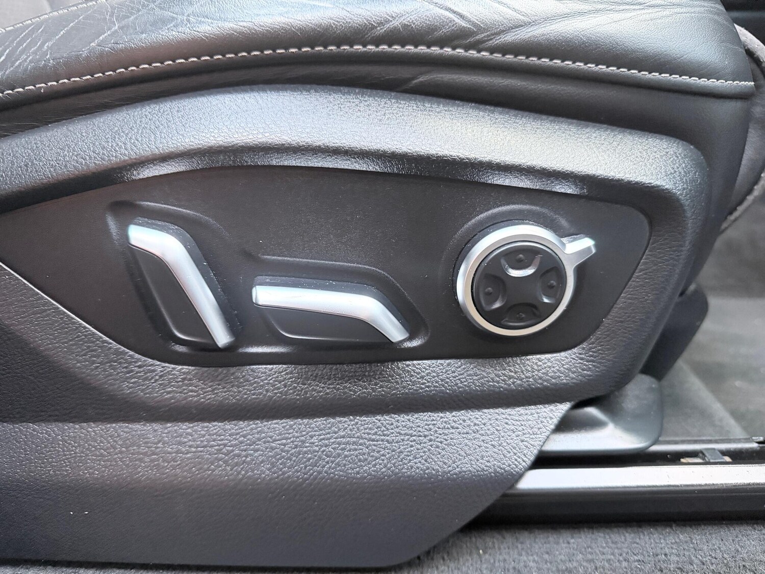 Used Audi Q7 for sale - 76994897: Photo 27