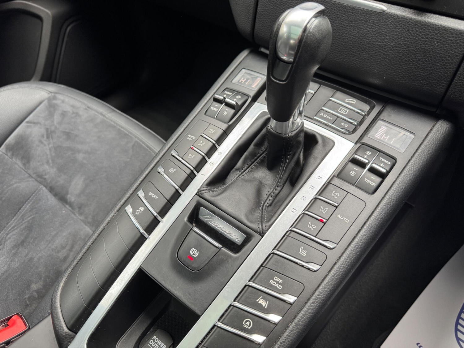 Used Porsche Macan 2016 for sale - 77696769: Photo 25