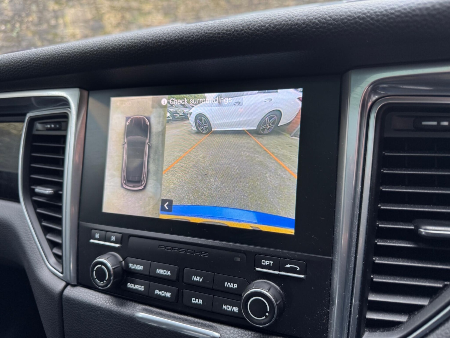 Used Porsche Macan 2016 for sale - 77696769: Photo 31