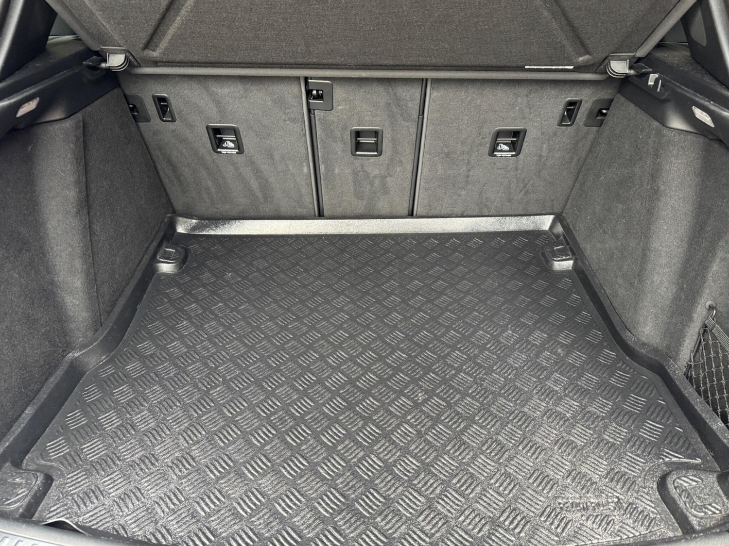 Used Porsche Macan 2016 for sale - 77696769: Photo 33