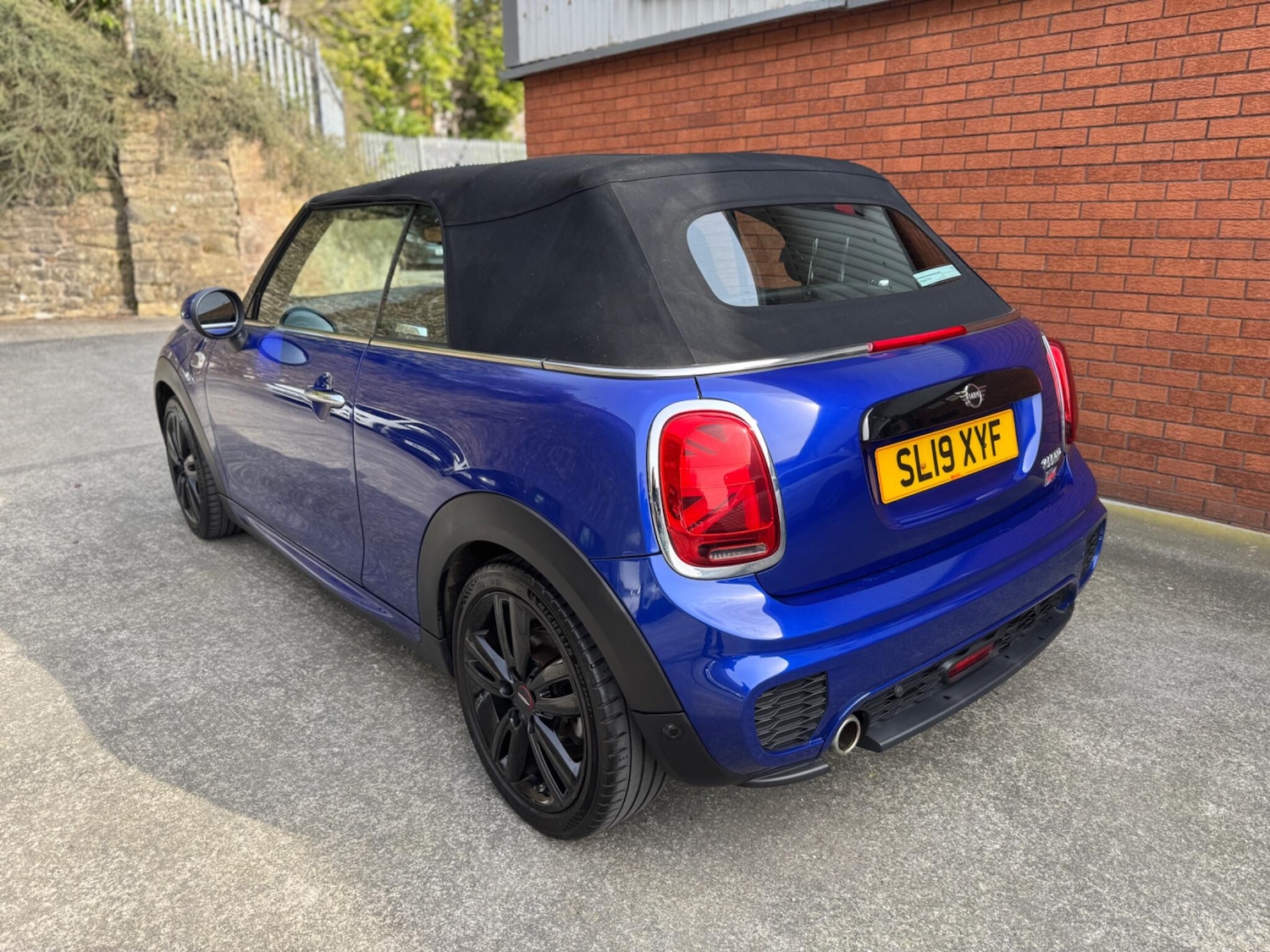 Used MINI Convertible 2019 for sale - 78116569: Photo 13