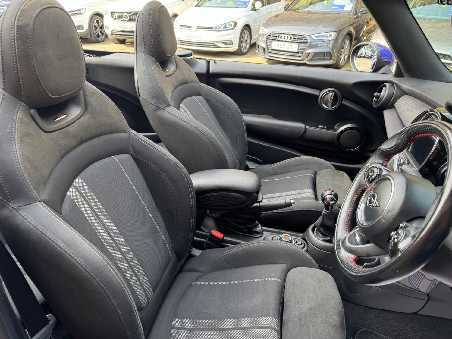 Used MINI Convertible 2019 for sale - 78116569: Photo 14