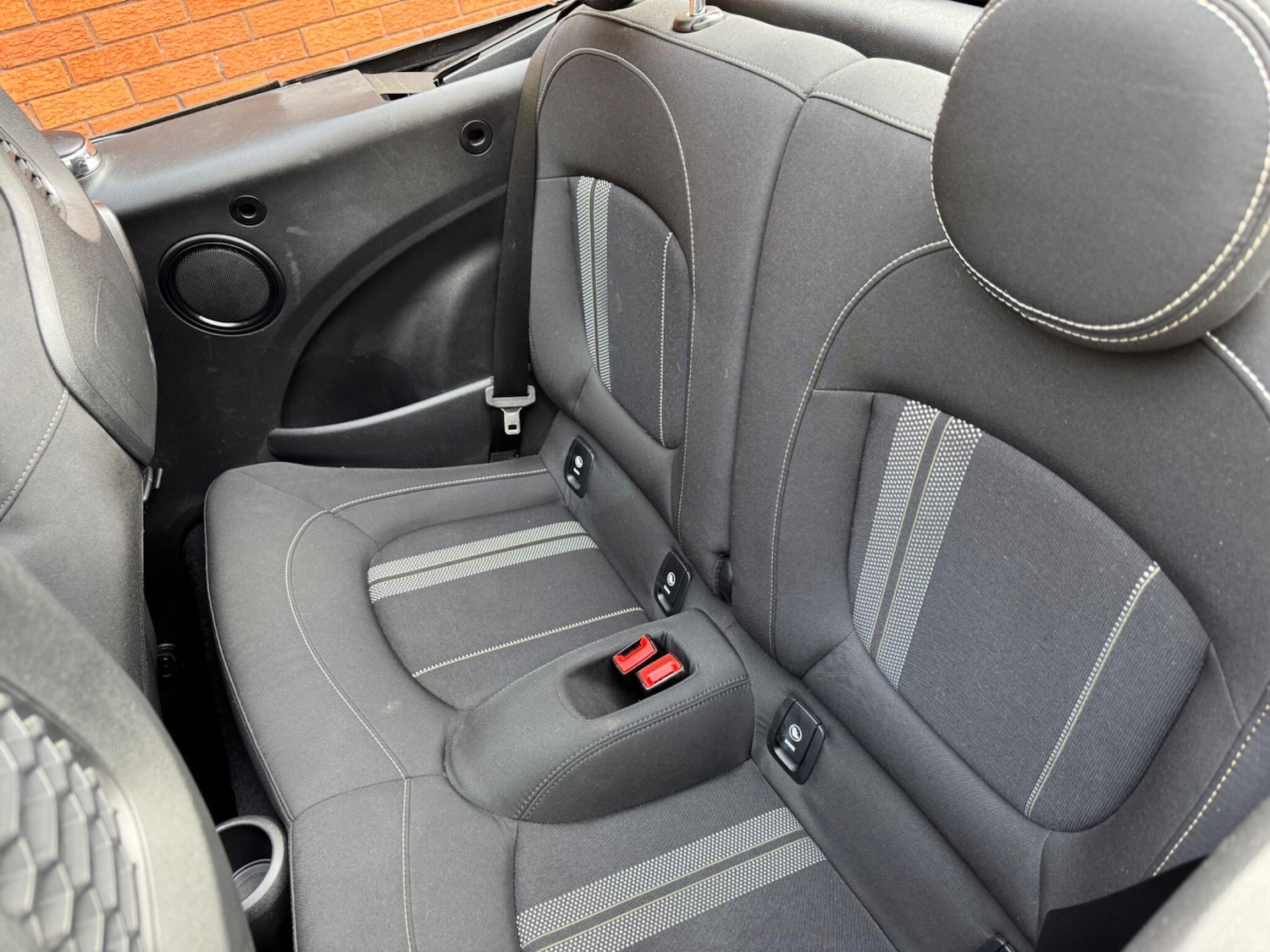 Used MINI Convertible 2019 for sale - 78116569: Photo 18