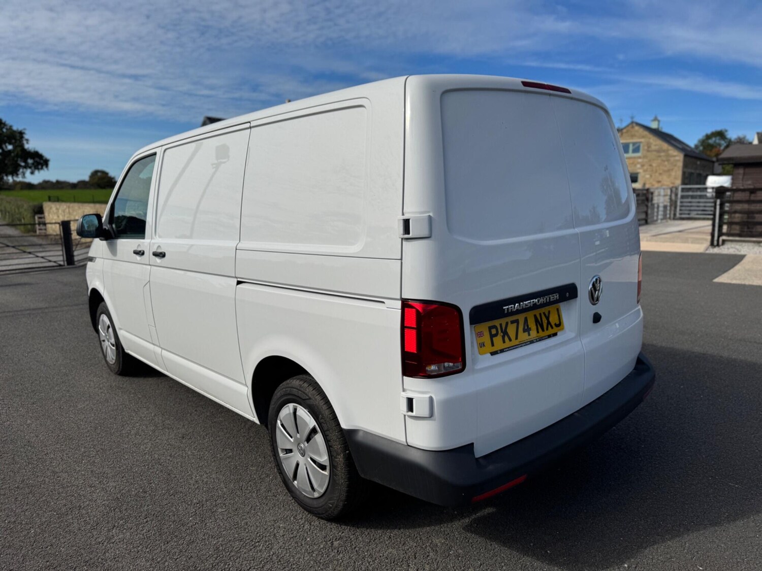 Used Volkswagen Transporter 2024 for sale - 78071772: Photo 10