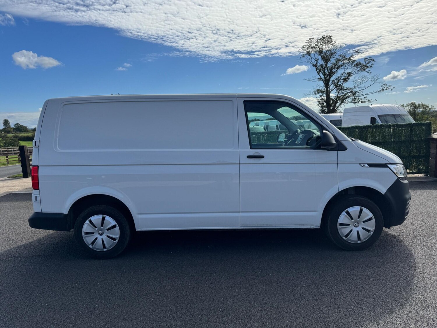 Used Volkswagen Transporter 2024 for sale - 78071772: Photo 6