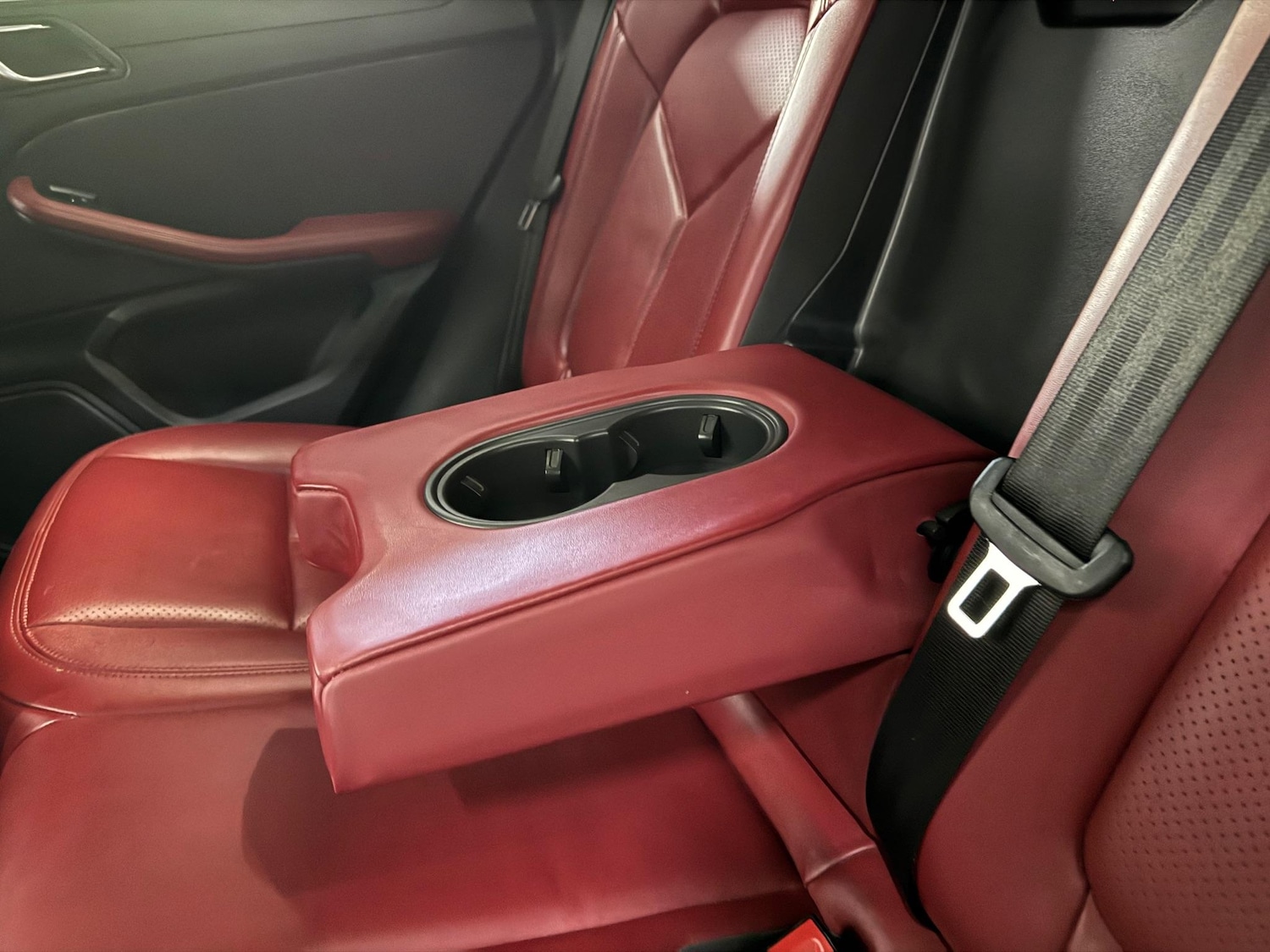 Used Porsche Macan 2022 for sale - 77017154: Photo 24