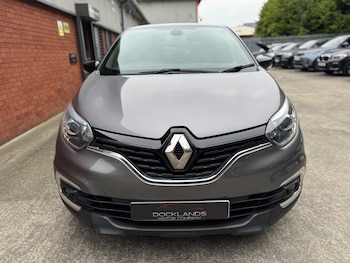 Used Renault Captur 2018 for sale - 76994255: Photo