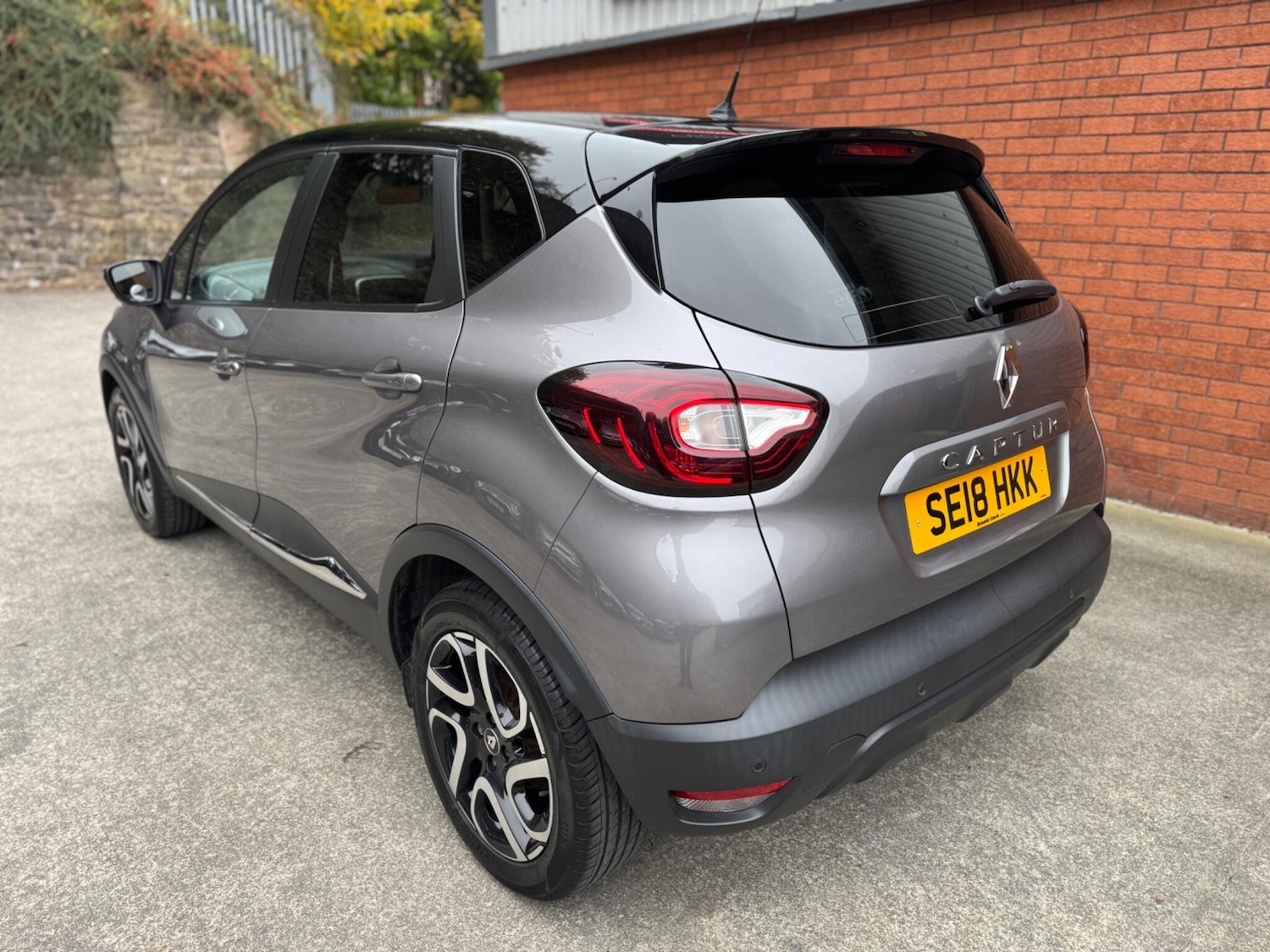 Used Renault Captur 2018 for sale - 76994255: Photo 8