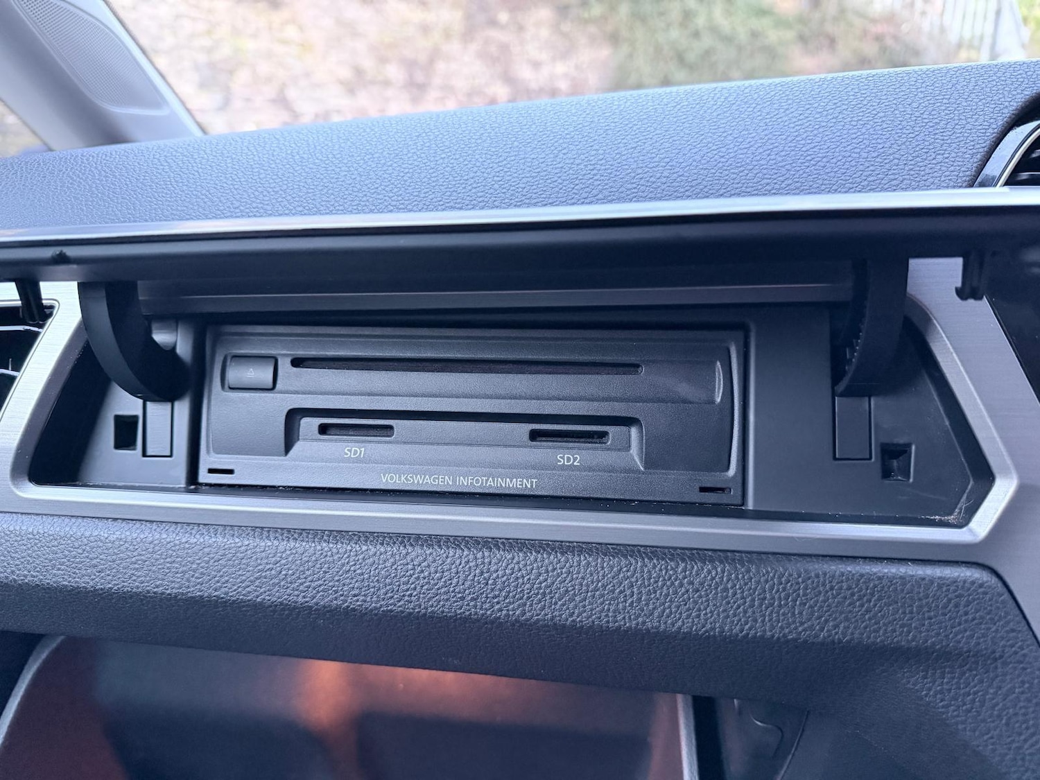 Used Volkswagen Touran for sale - 76995224: Photo 23