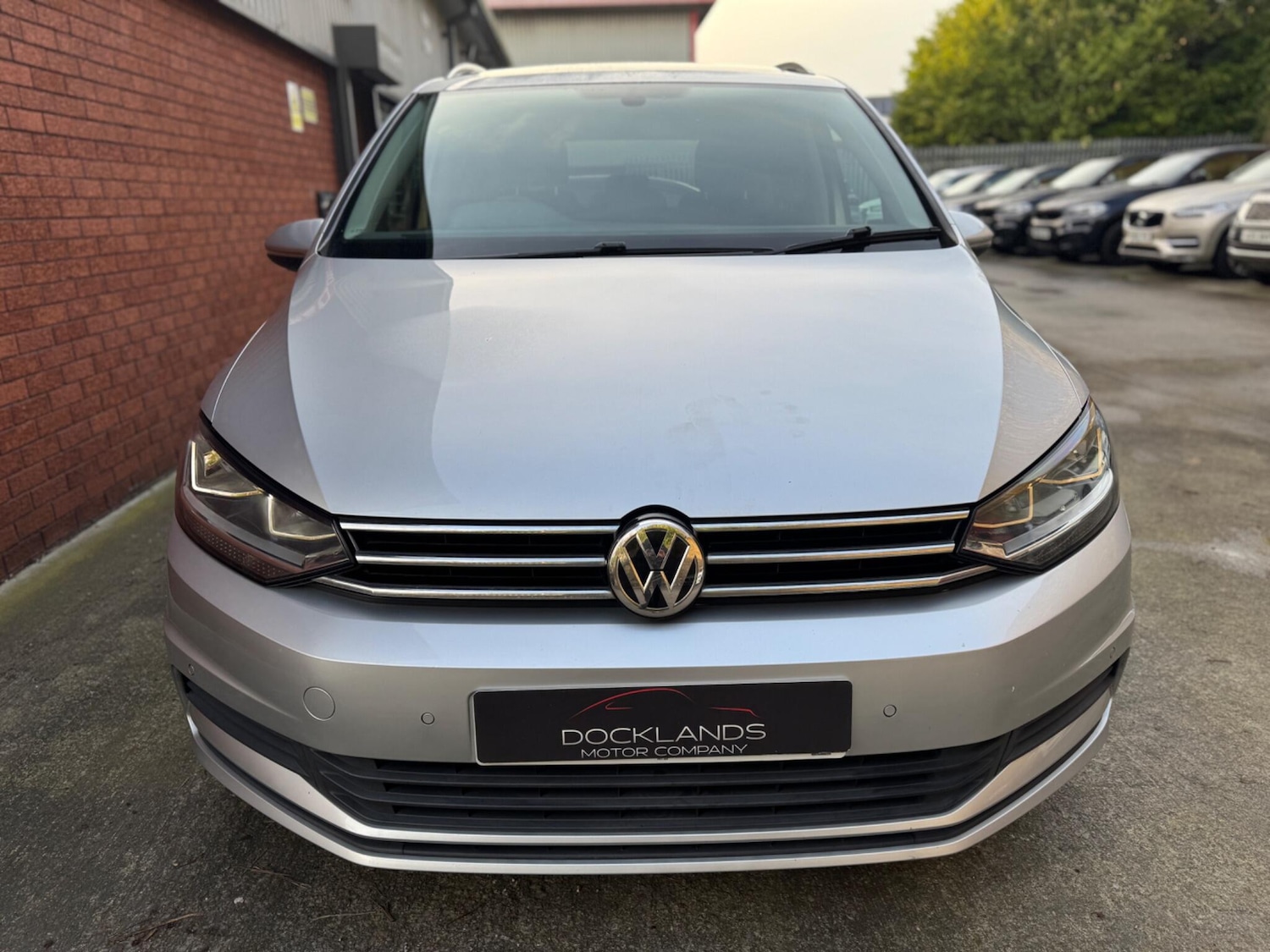 Used Volkswagen Touran for sale - 76995224: Photo 3