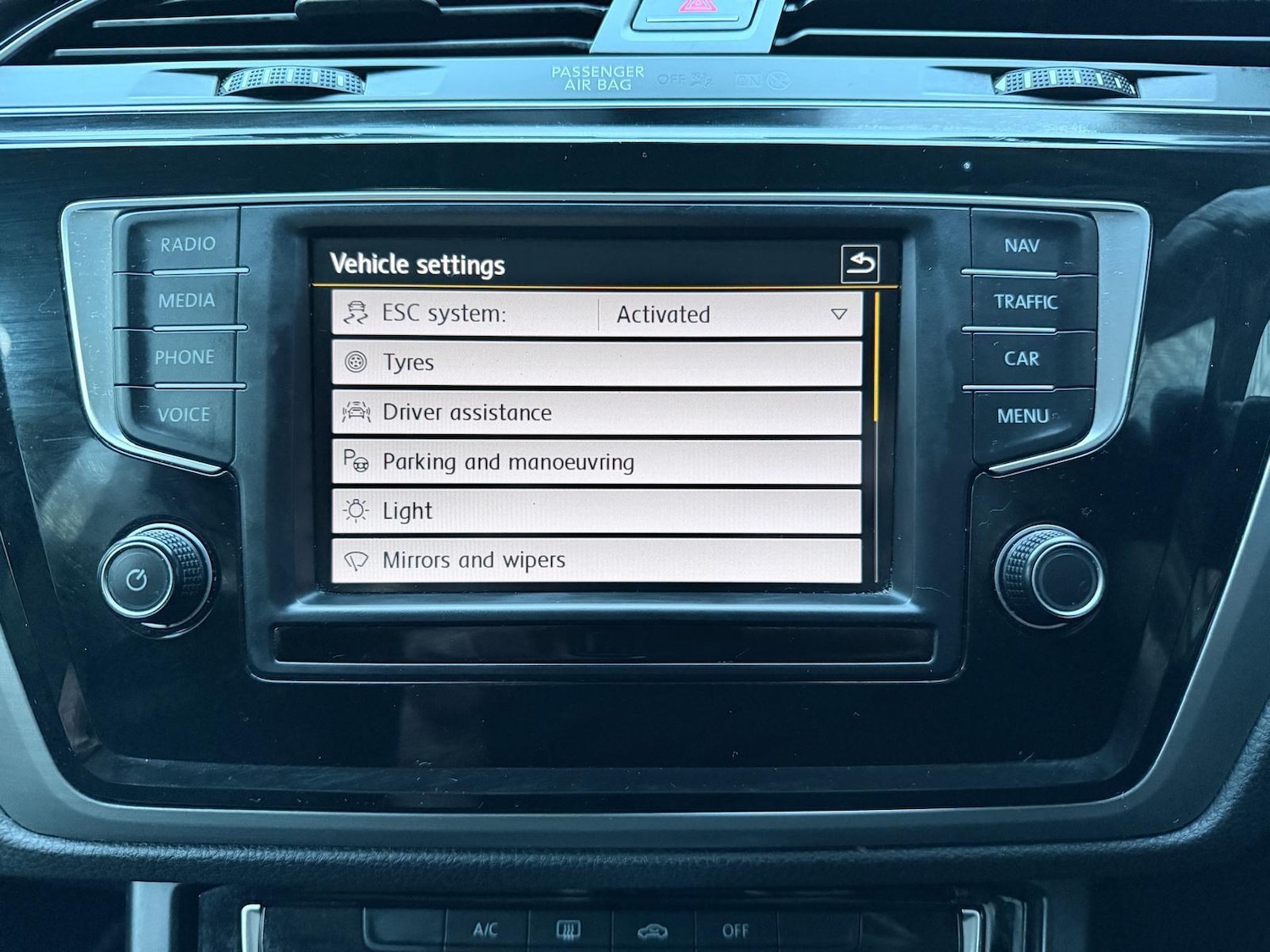 Used Volkswagen Touran for sale - 76995224: Photo 33