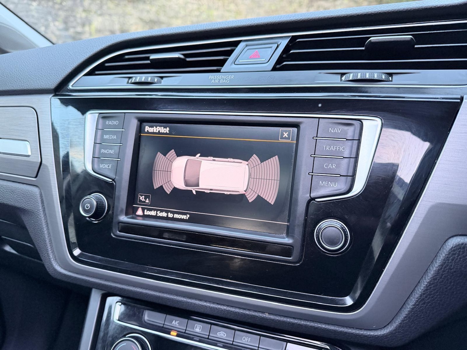 Used Volkswagen Touran for sale - 76995224: Photo 37