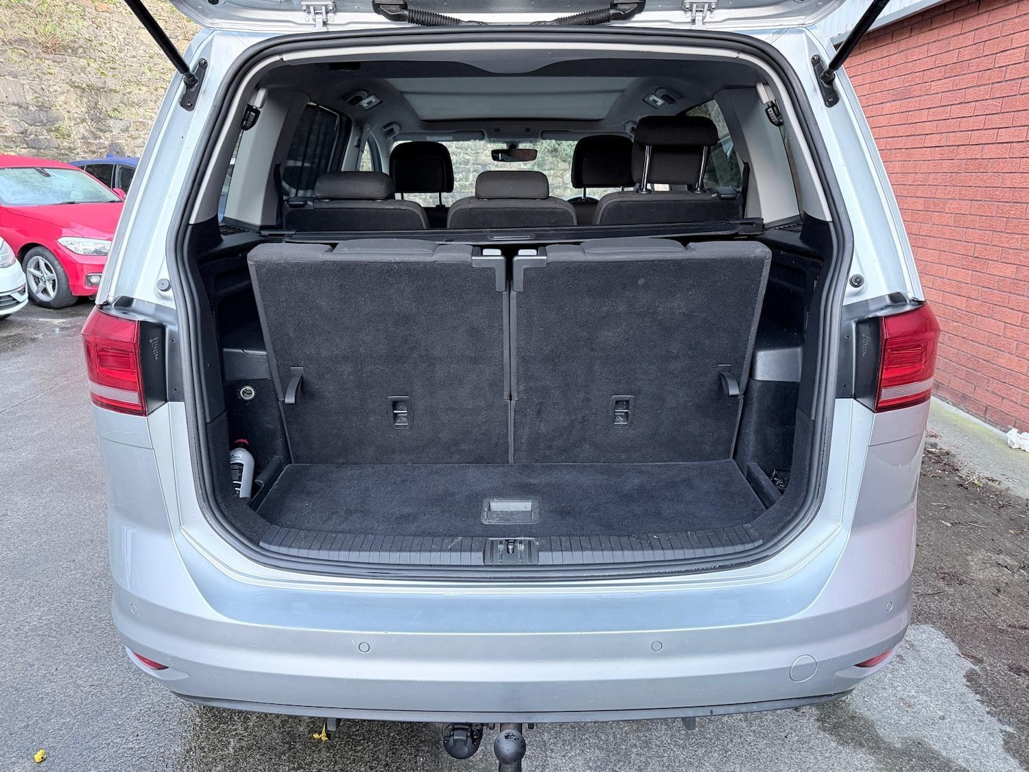 Used Volkswagen Touran for sale - 76995224: Photo 38