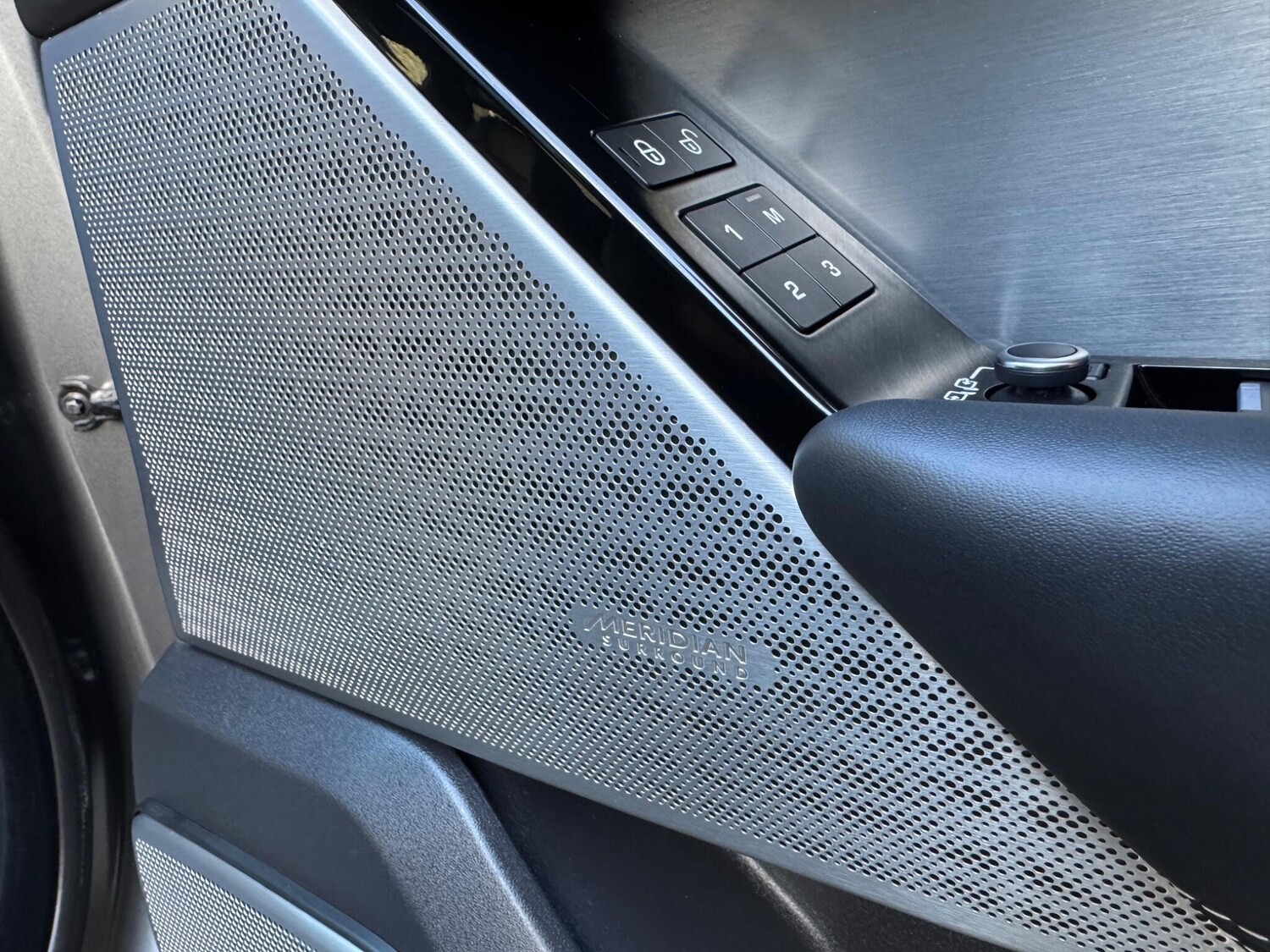 Used Land Rover Range Rover Velar for sale - 76996167: Photo 24