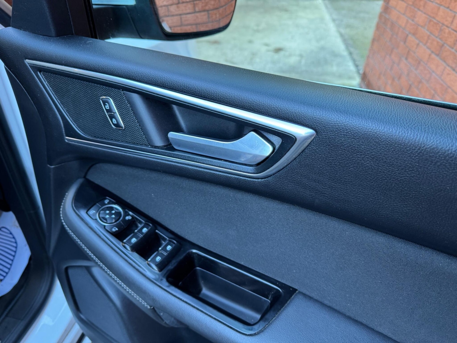 Used Ford S-Max 2016 for sale - 76991991: Photo 14