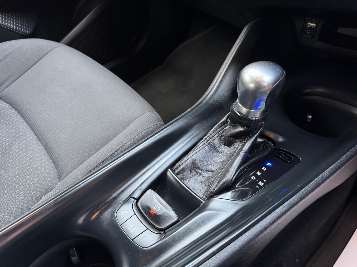 Used Toyota C-HR 2017 for sale - 77696154: Photo 21