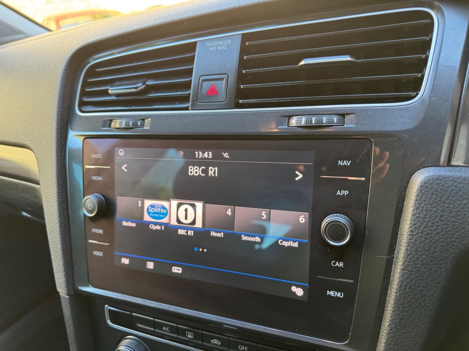 Used Volkswagen Golf 2019 for sale - 76992800: Photo 24