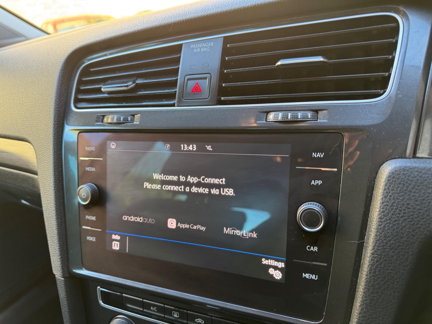 Used Volkswagen Golf 2019 for sale - 76992800: Photo 25