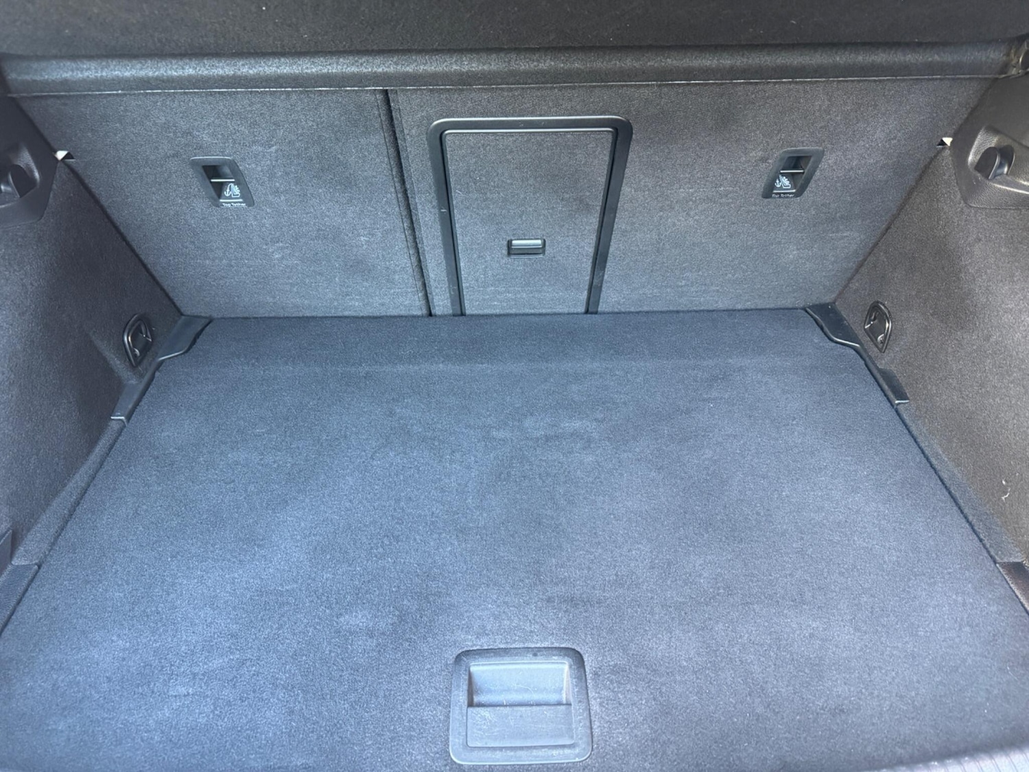 Used Volkswagen Golf 2019 for sale - 76992800: Photo 28