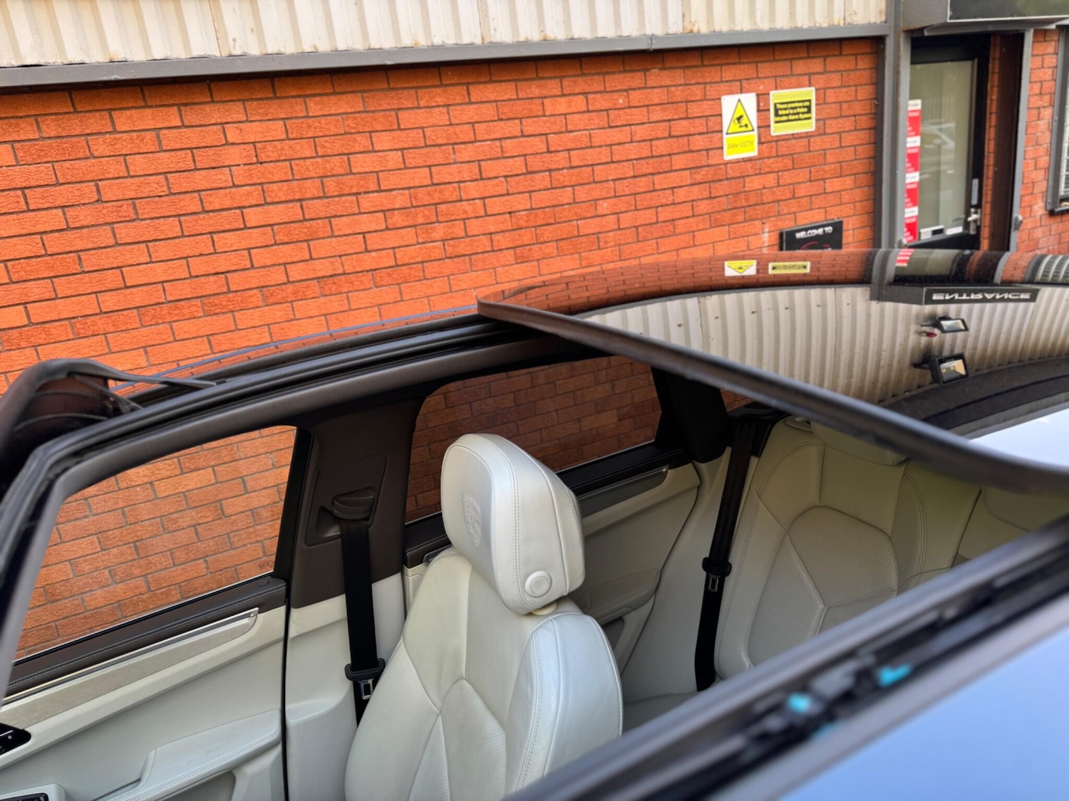 Used Porsche Macan 2016 for sale - 76994484: Photo 15