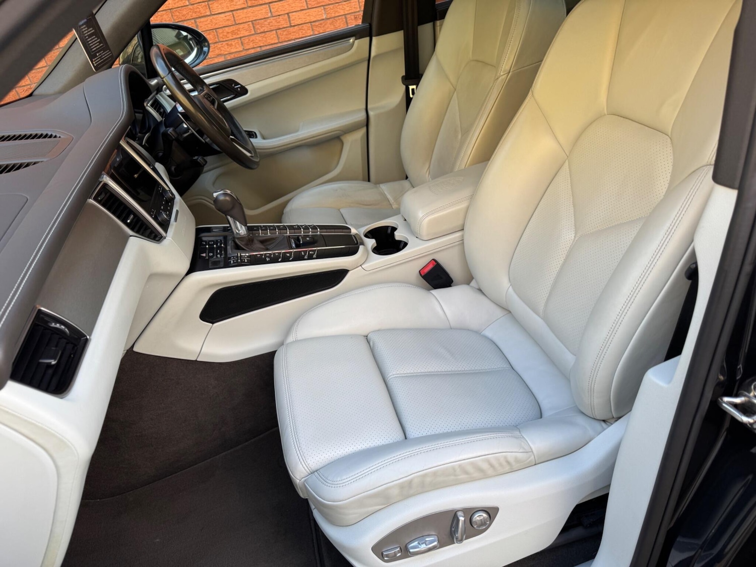 Used Porsche Macan 2016 for sale - 76994484: Photo 20