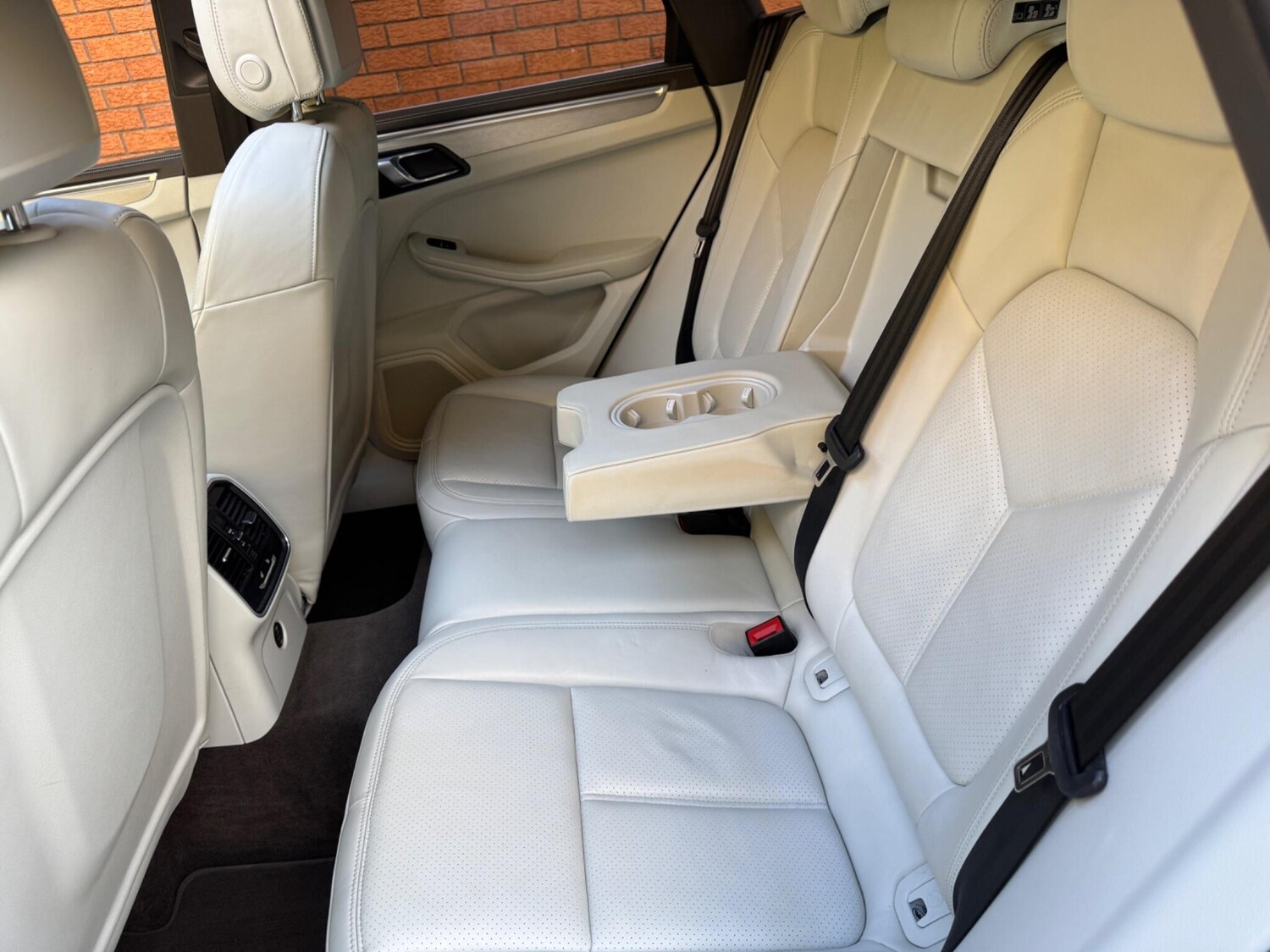 Used Porsche Macan 2016 for sale - 76994484: Photo 23