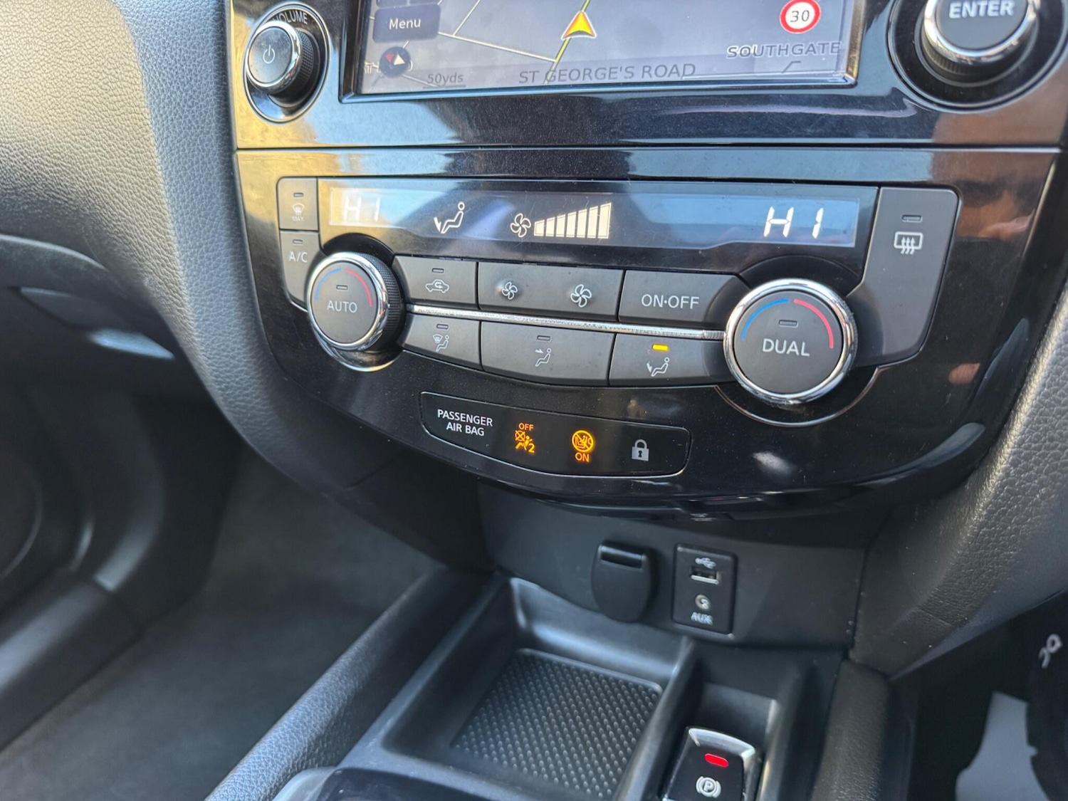 Used Nissan X-Trail for sale - 77925089: Photo 24