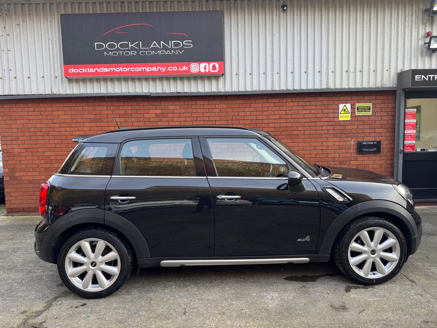 Used MINI Countryman 2016 for sale - 76993649: Photo 6