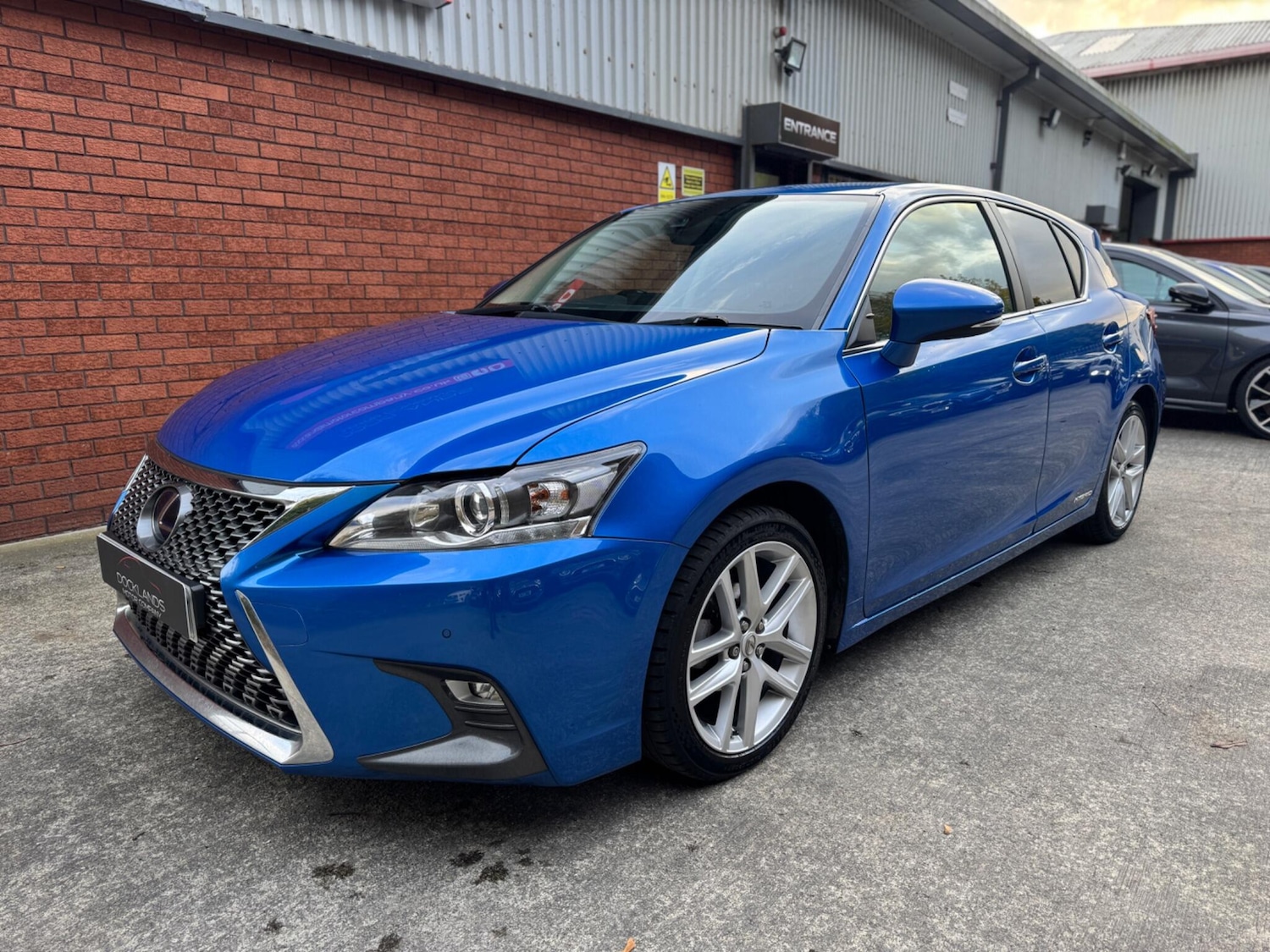 Used Lexus CT for sale - 76996433: Photo 1