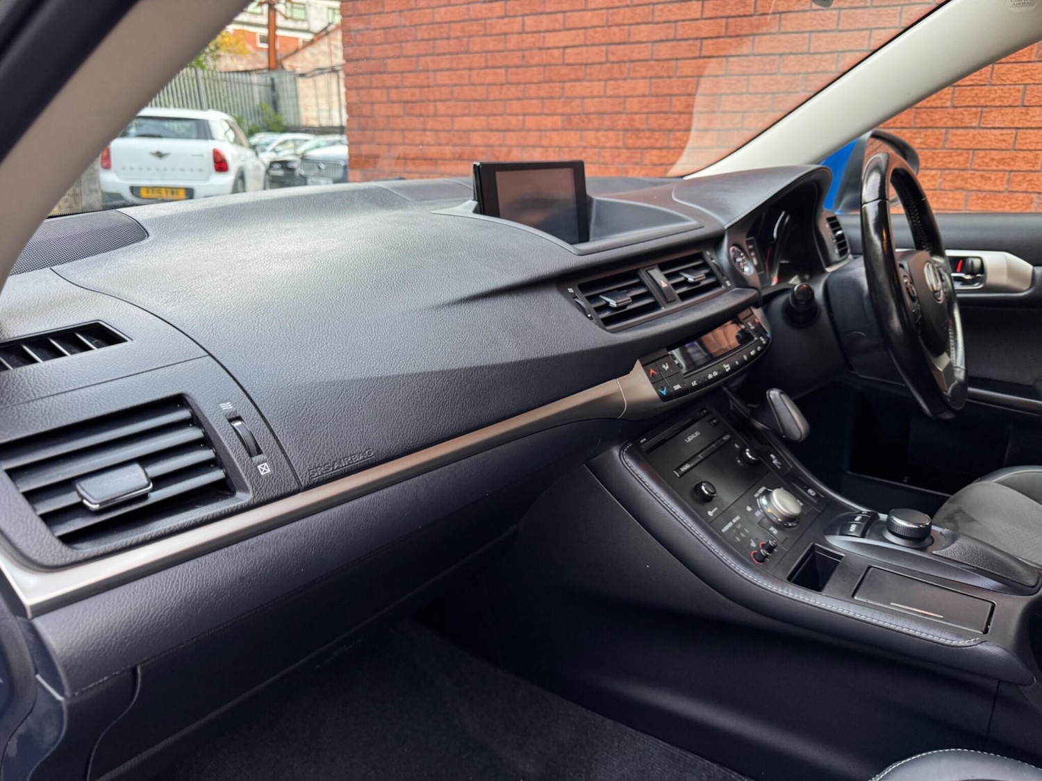 Used Lexus CT for sale - 76996433: Photo 19