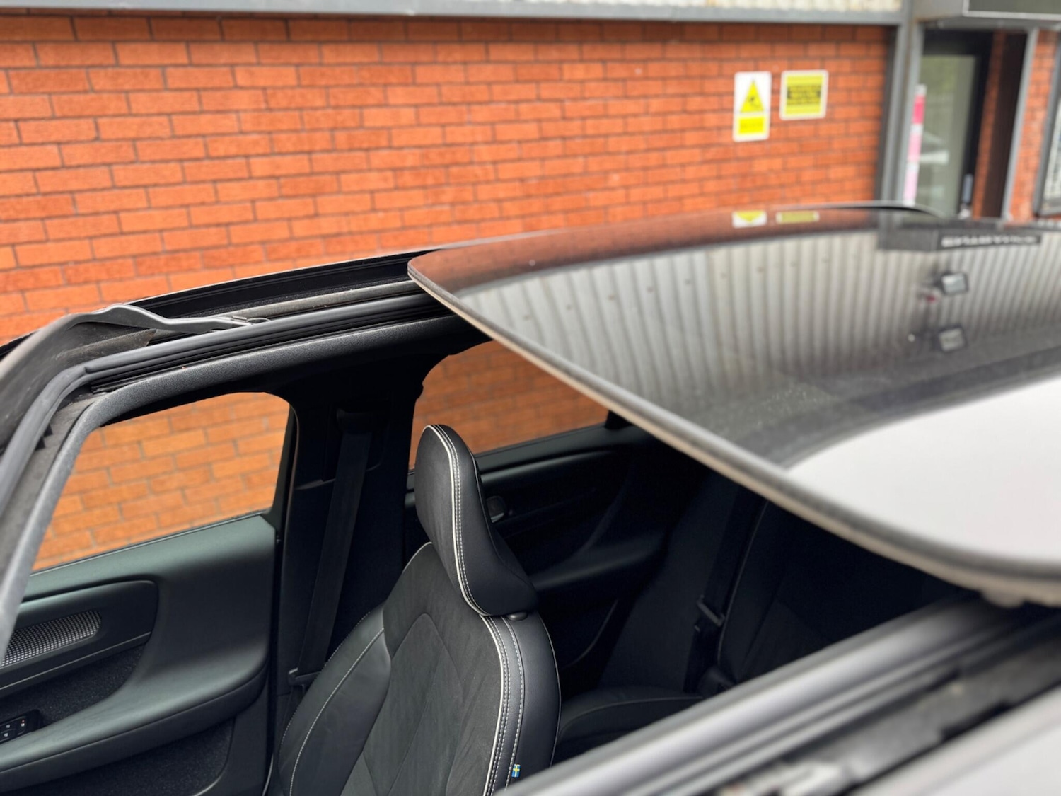 Used Volvo XC40 for sale - 76995980: Photo 11