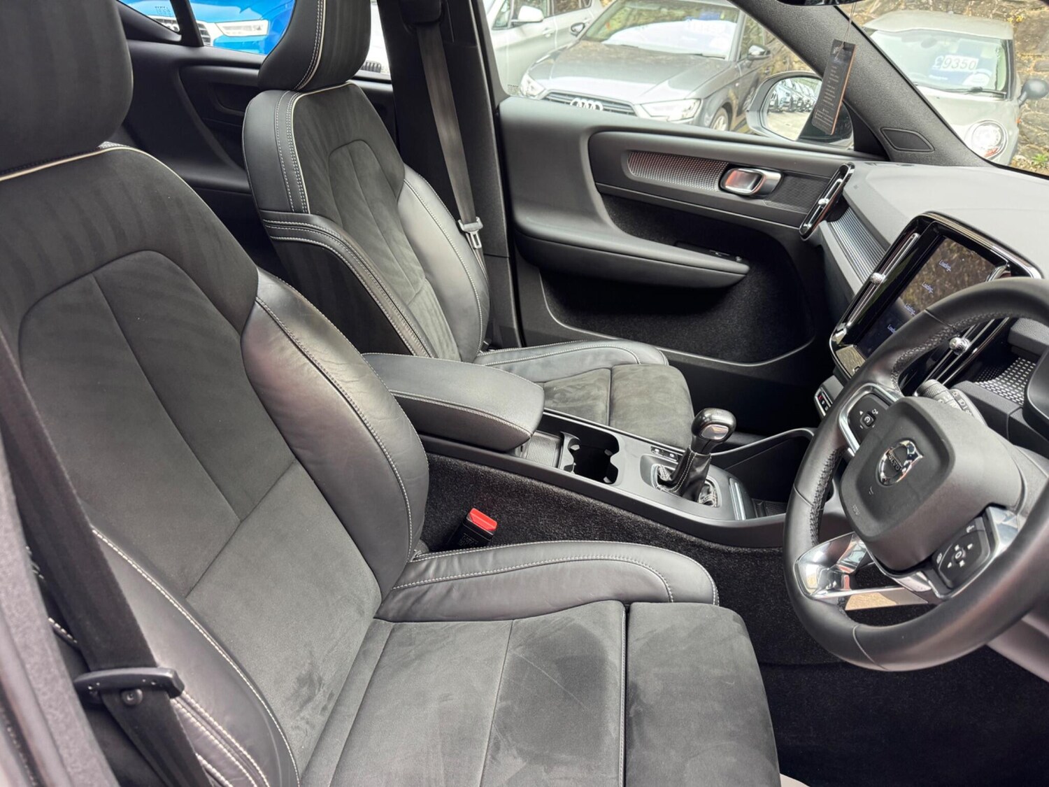 Used Volvo XC40 for sale - 76995980: Photo 14