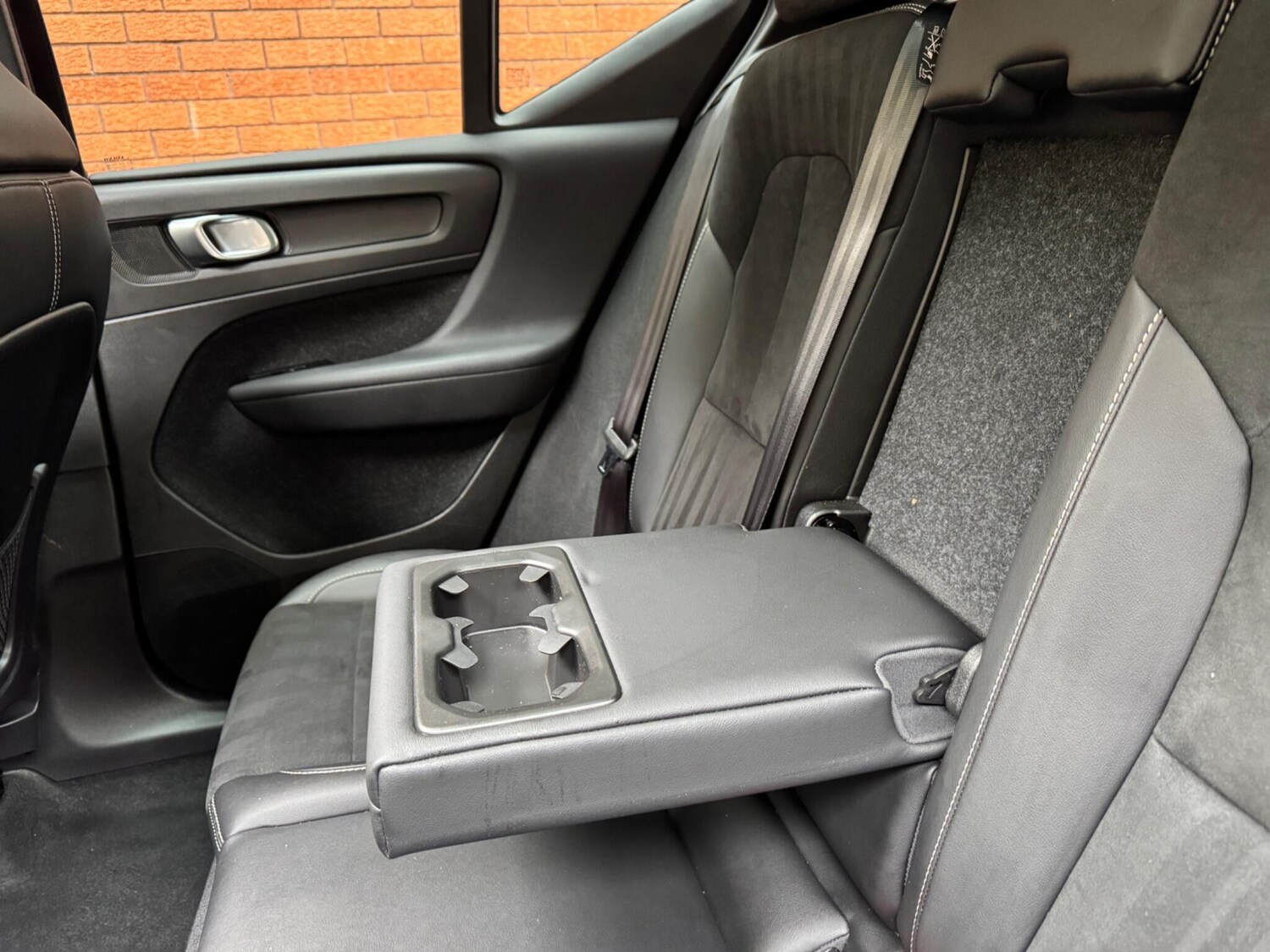 Used Volvo XC40 for sale - 76995980: Photo 19