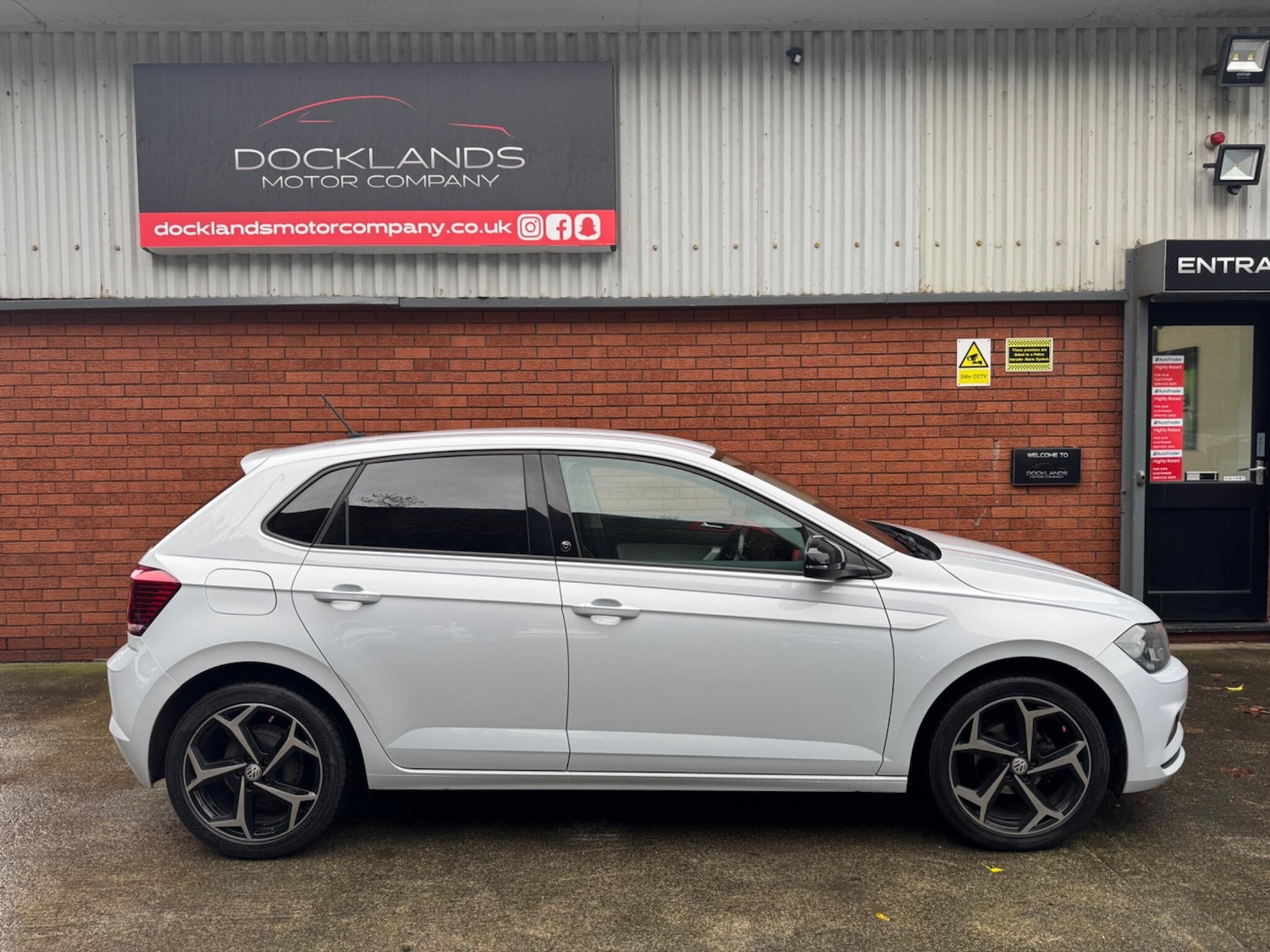 Used Volkswagen Polo for sale - 77016857: Photo 6