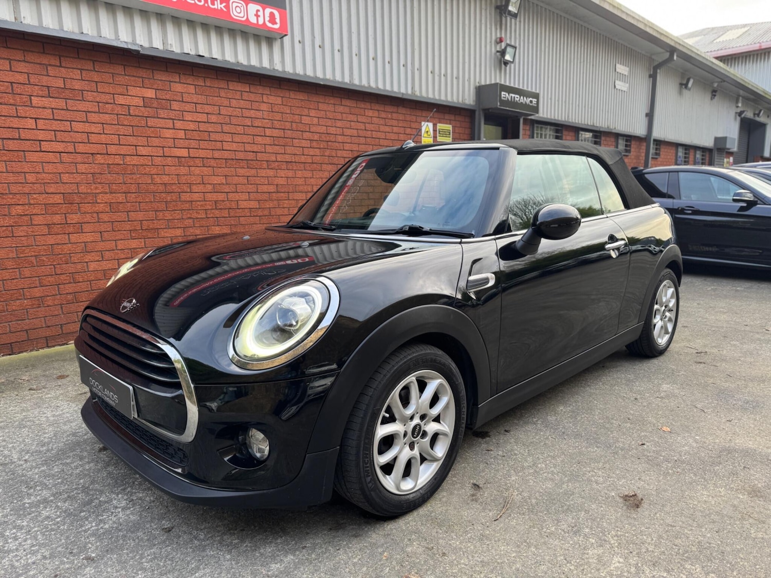 Used MINI Convertible 2018 for sale - 77358773: Photo 10