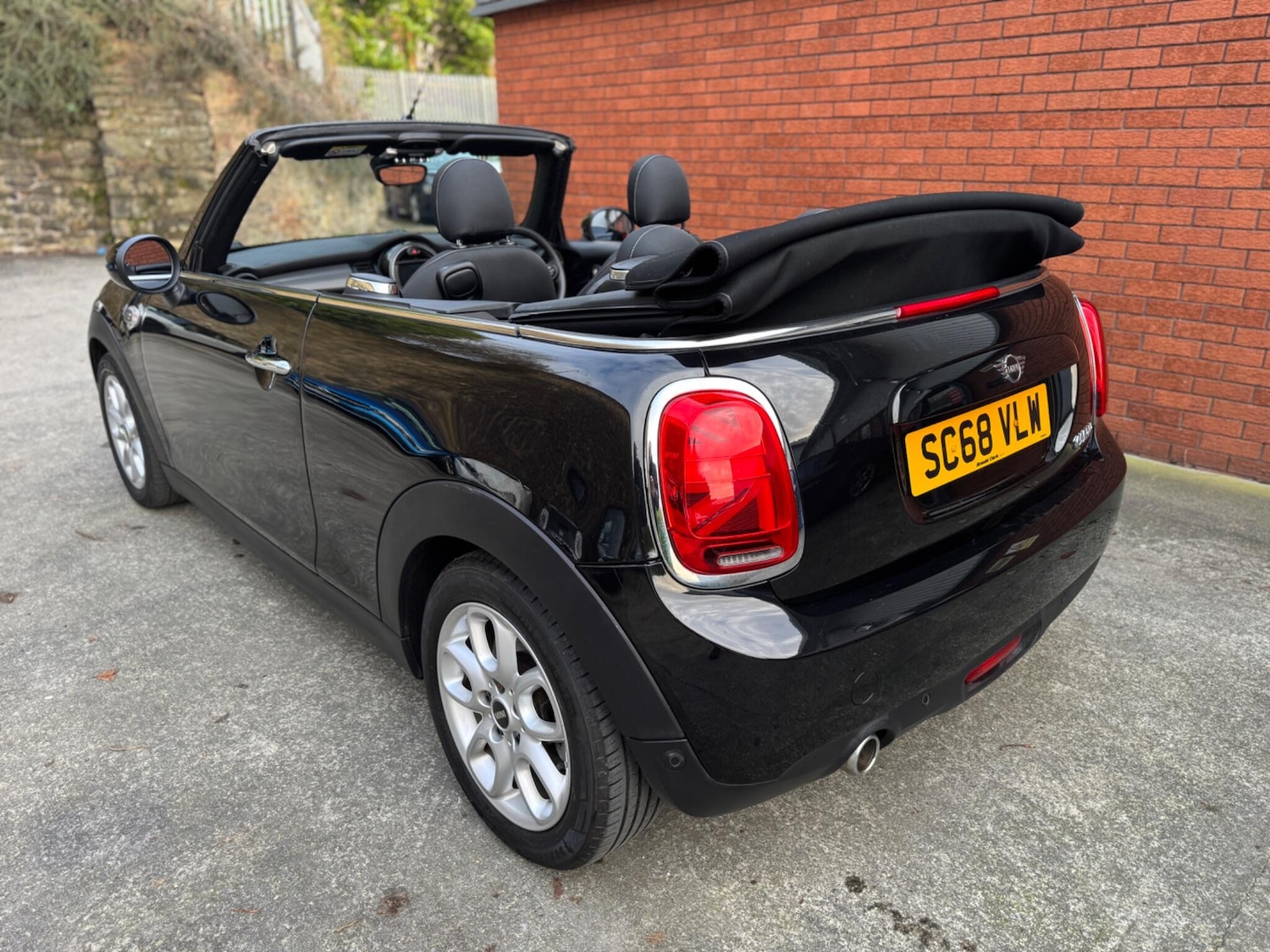 Used MINI Convertible 2018 for sale - 77358773: Photo 6